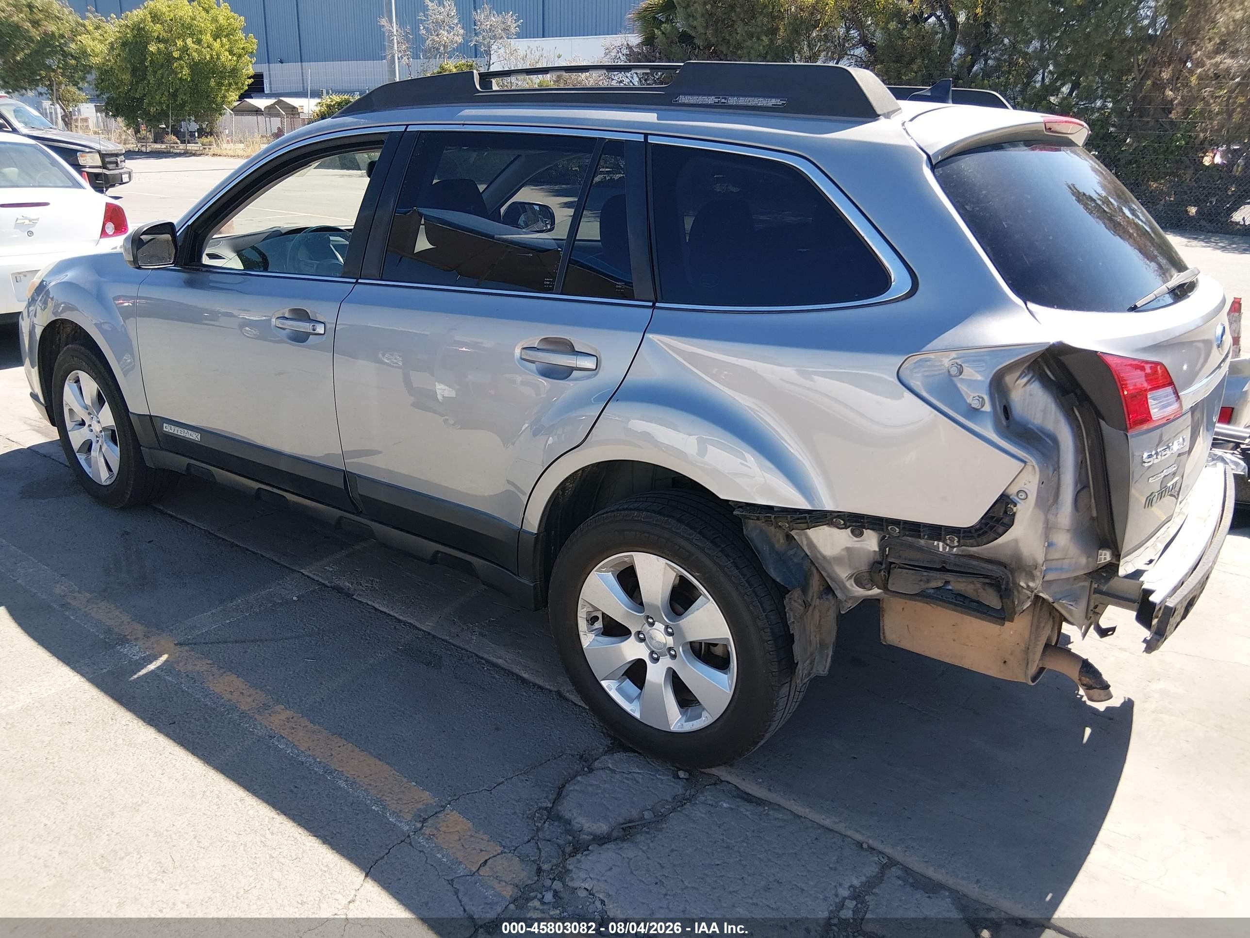 2011 Subaru Outback 2.5i Limited Gray vin: 4S4BRBLC5B3386301