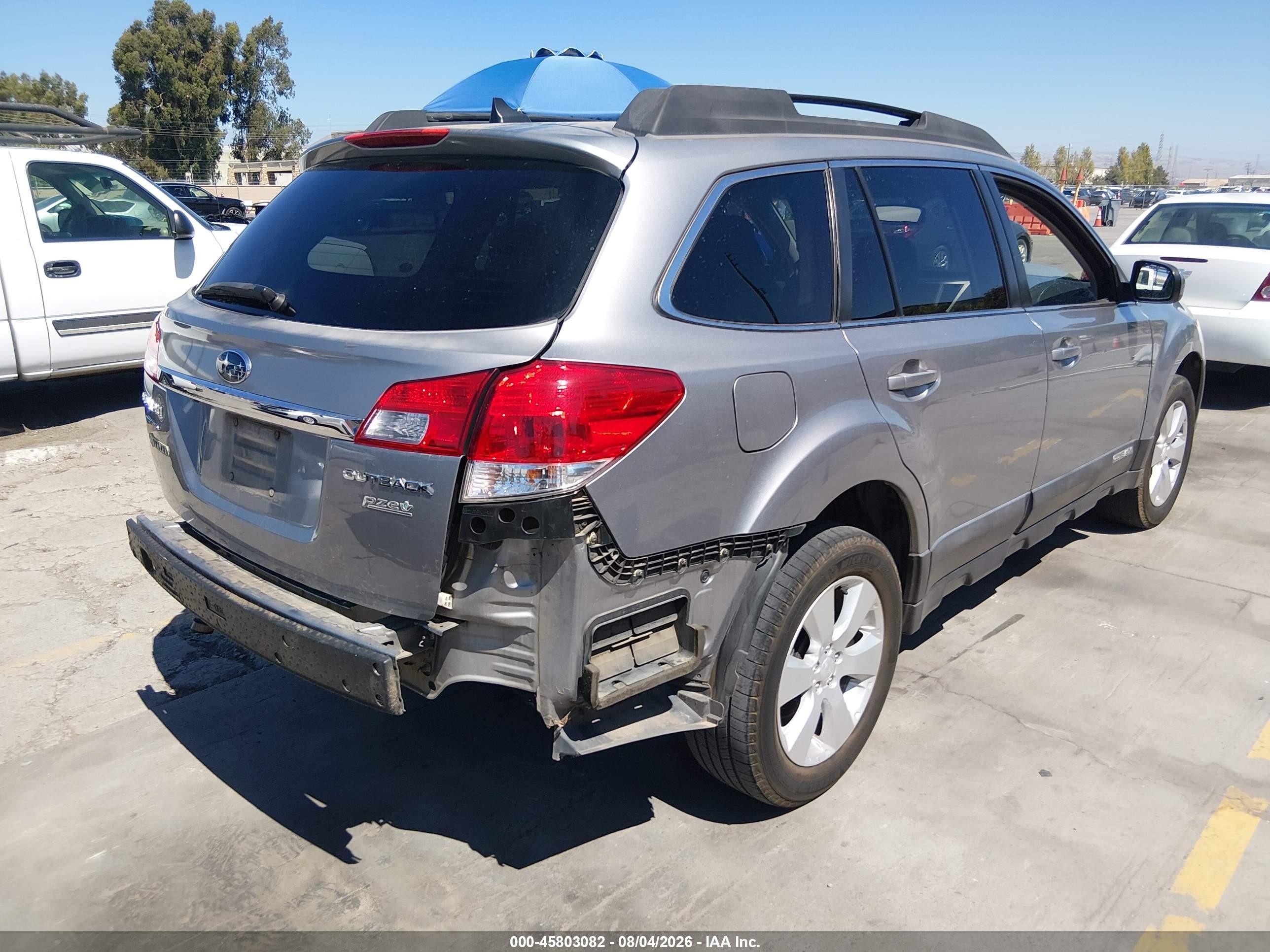 2011 Subaru Outback 2.5i Limited Gray vin: 4S4BRBLC5B3386301