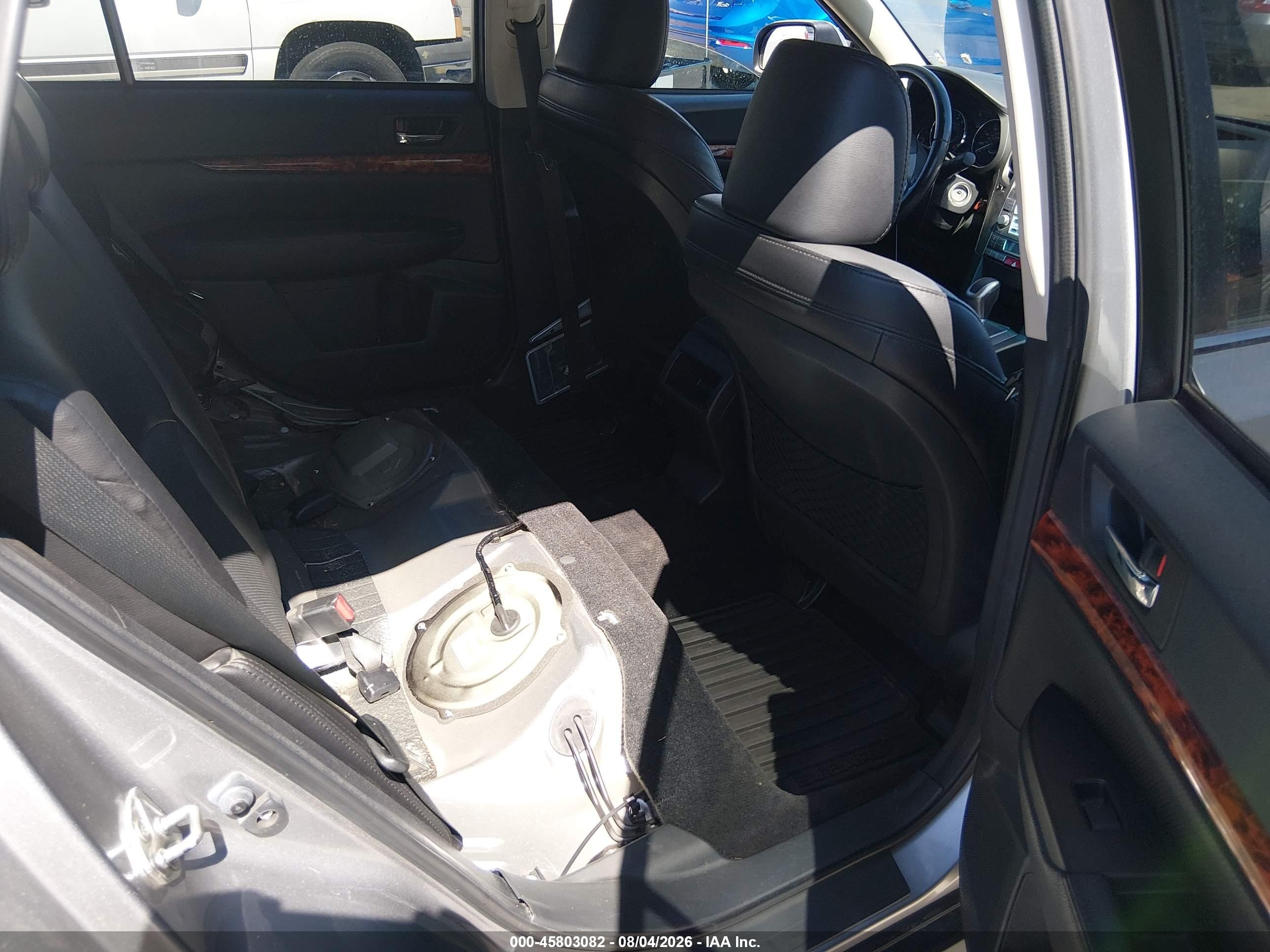 2011 Subaru Outback 2.5i Limited Gray vin: 4S4BRBLC5B3386301