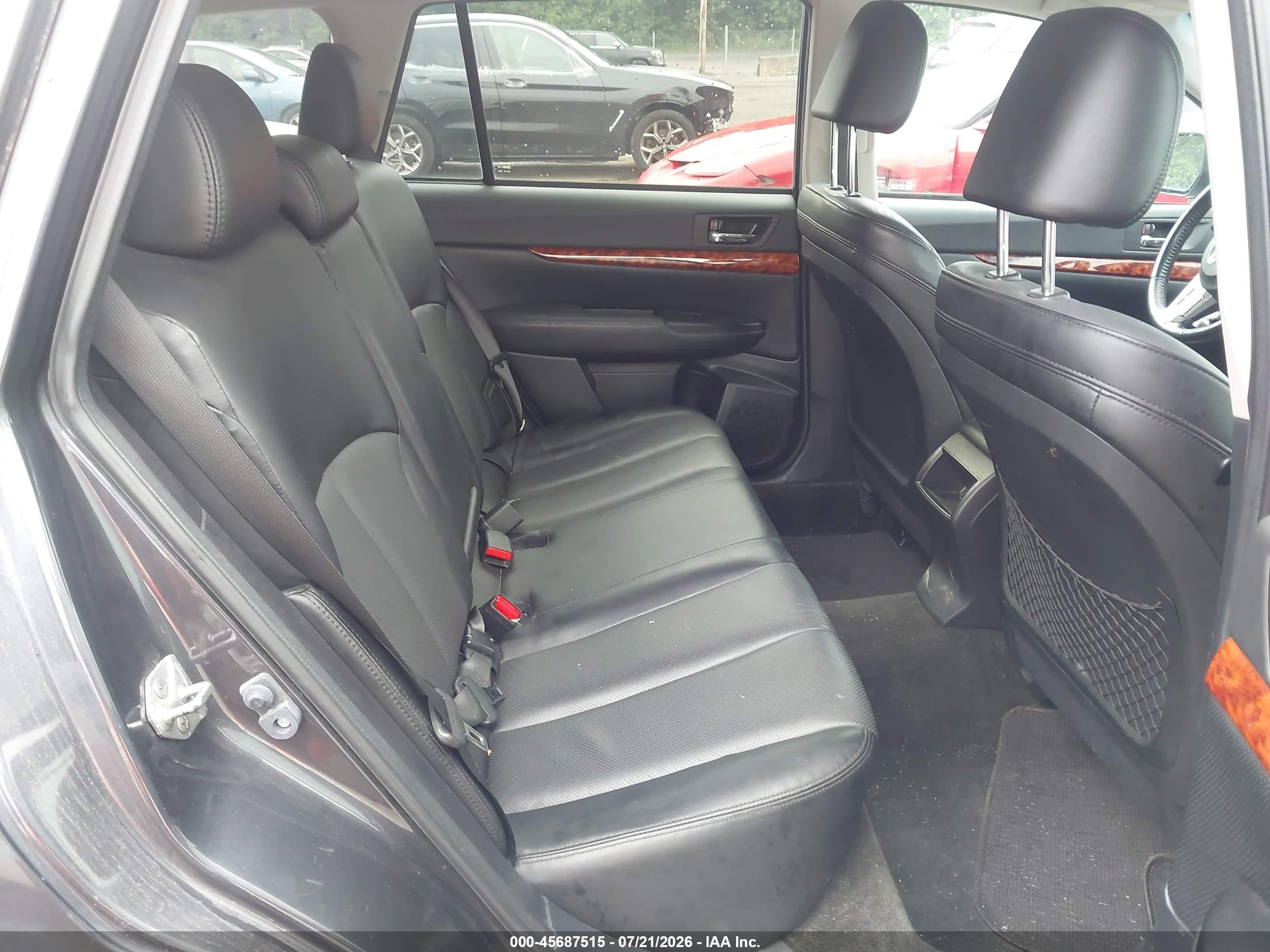 2011 Subaru Outback 2.5i Limited Gray vin: 4S4BRBLC5B3444035