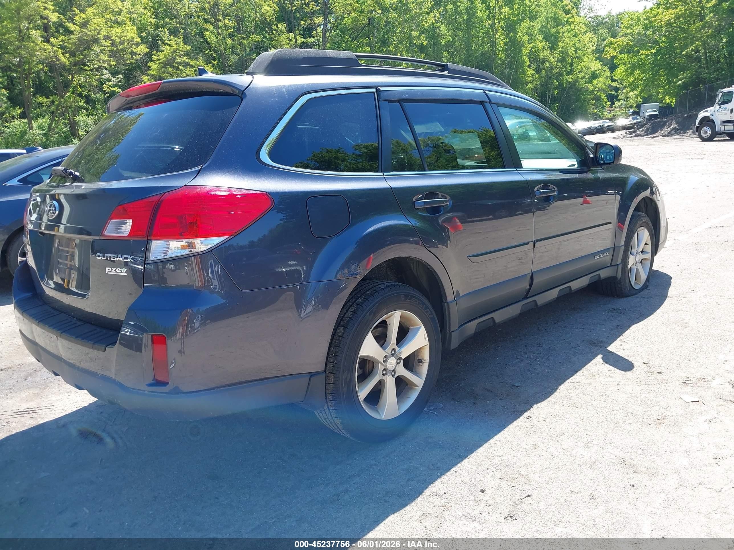 2013 Subaru Outback 2.5i Limited Navy vin: 4S4BRBLC5D3255288