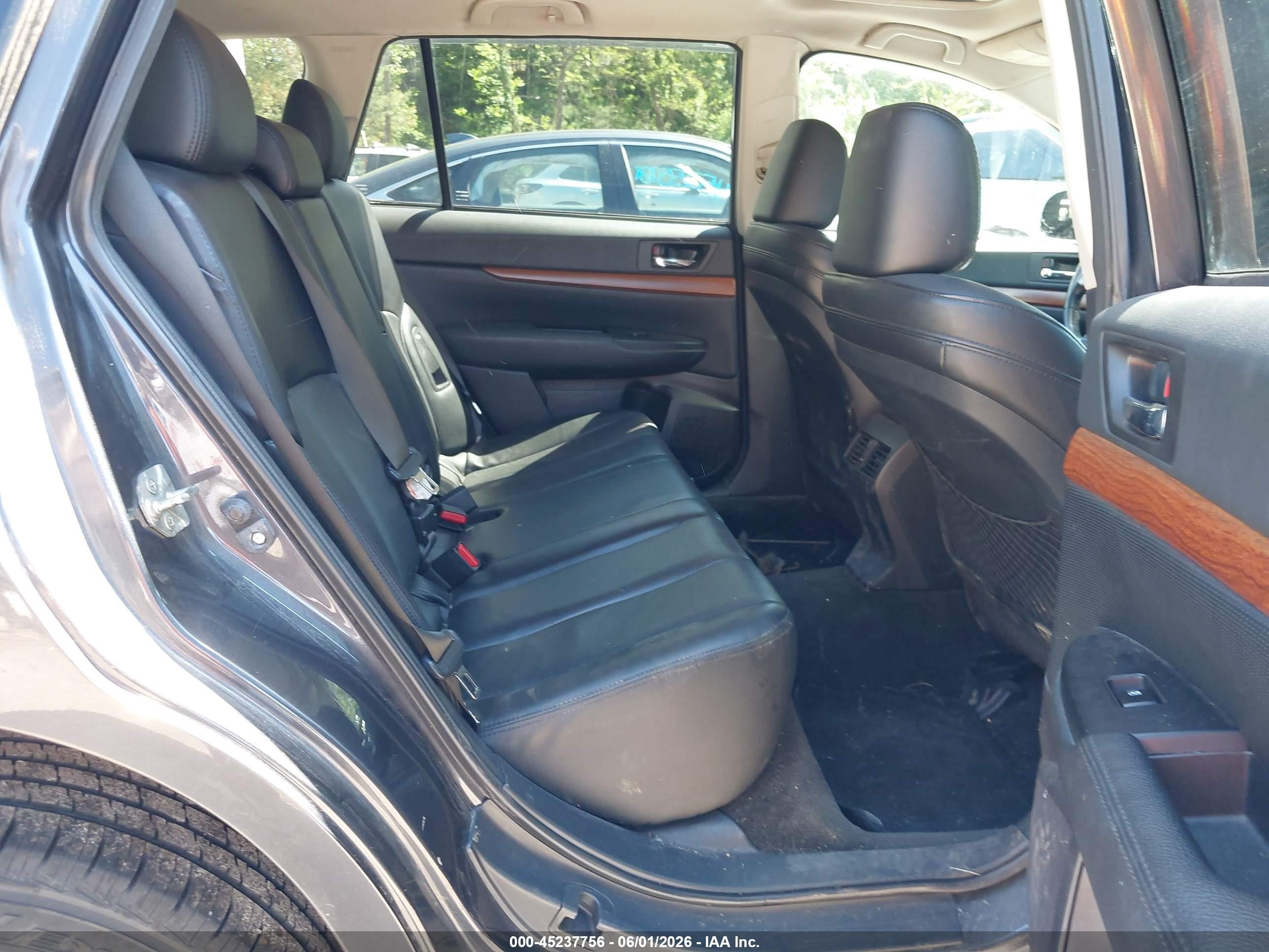 2013 Subaru Outback 2.5i Limited Navy vin: 4S4BRBLC5D3255288