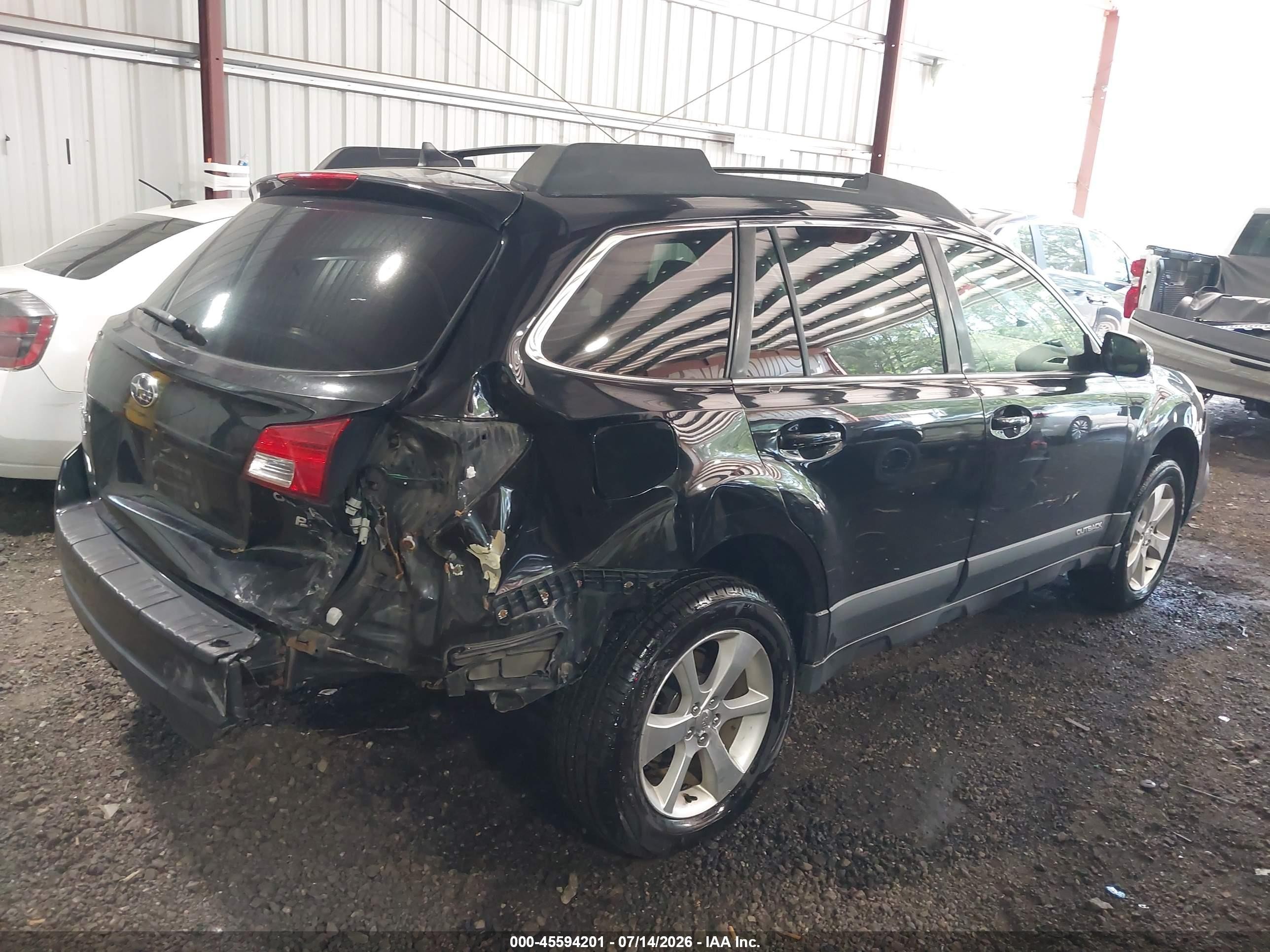 2014 Subaru Outback 2.5i Limited Black vin: 4S4BRBLC5E3228724