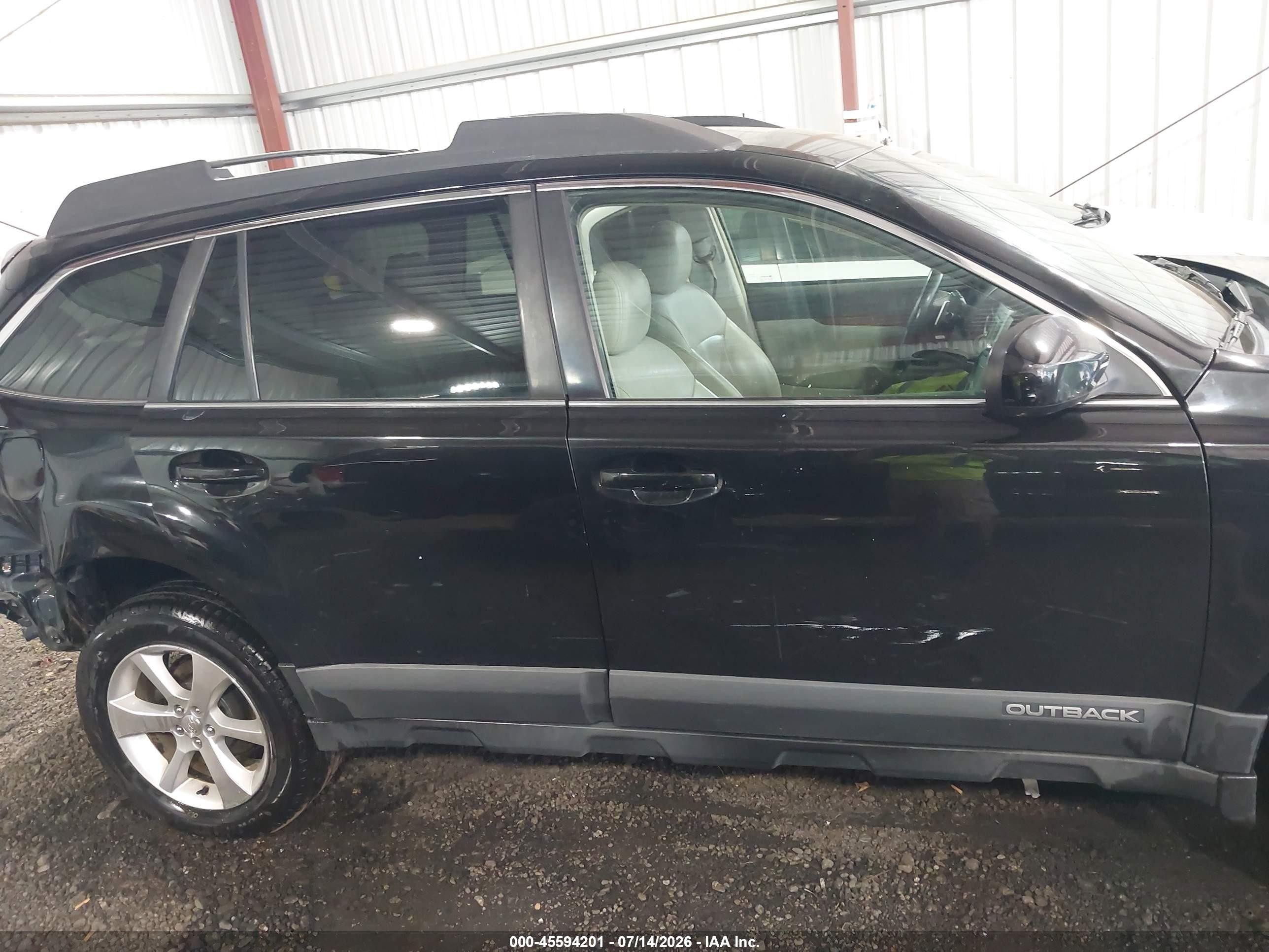 2014 Subaru Outback 2.5i Limited Black vin: 4S4BRBLC5E3228724