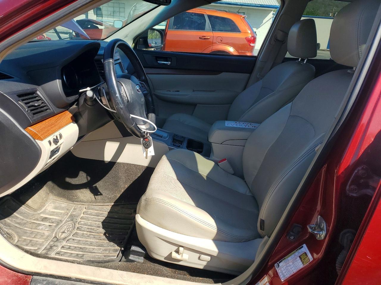 2014 Subaru Outback 2.5i Limited Maroon vin: 4S4BRBLC5E3231994