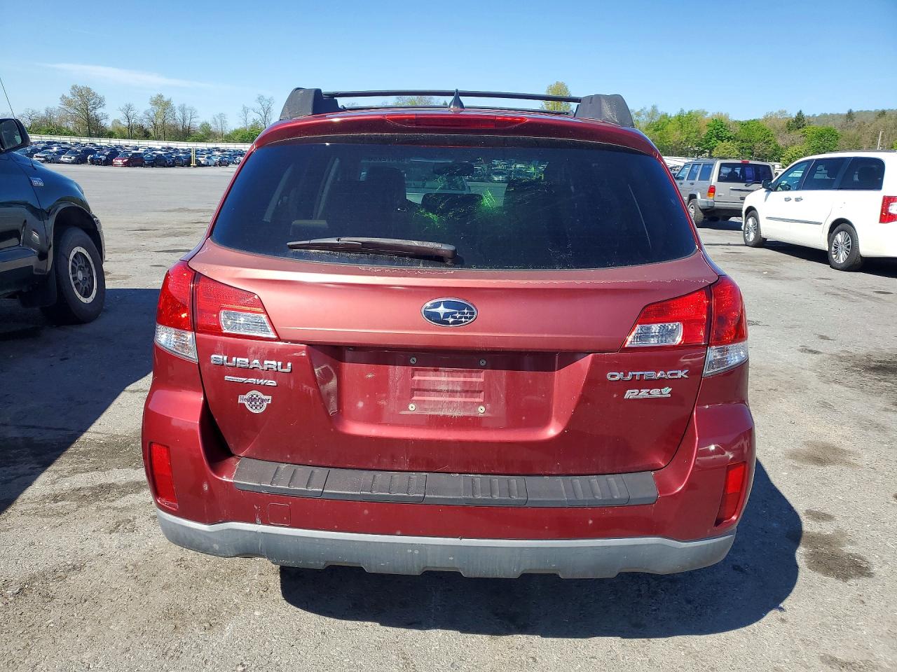 2014 Subaru Outback 2.5i Limited Maroon vin: 4S4BRBLC5E3231994
