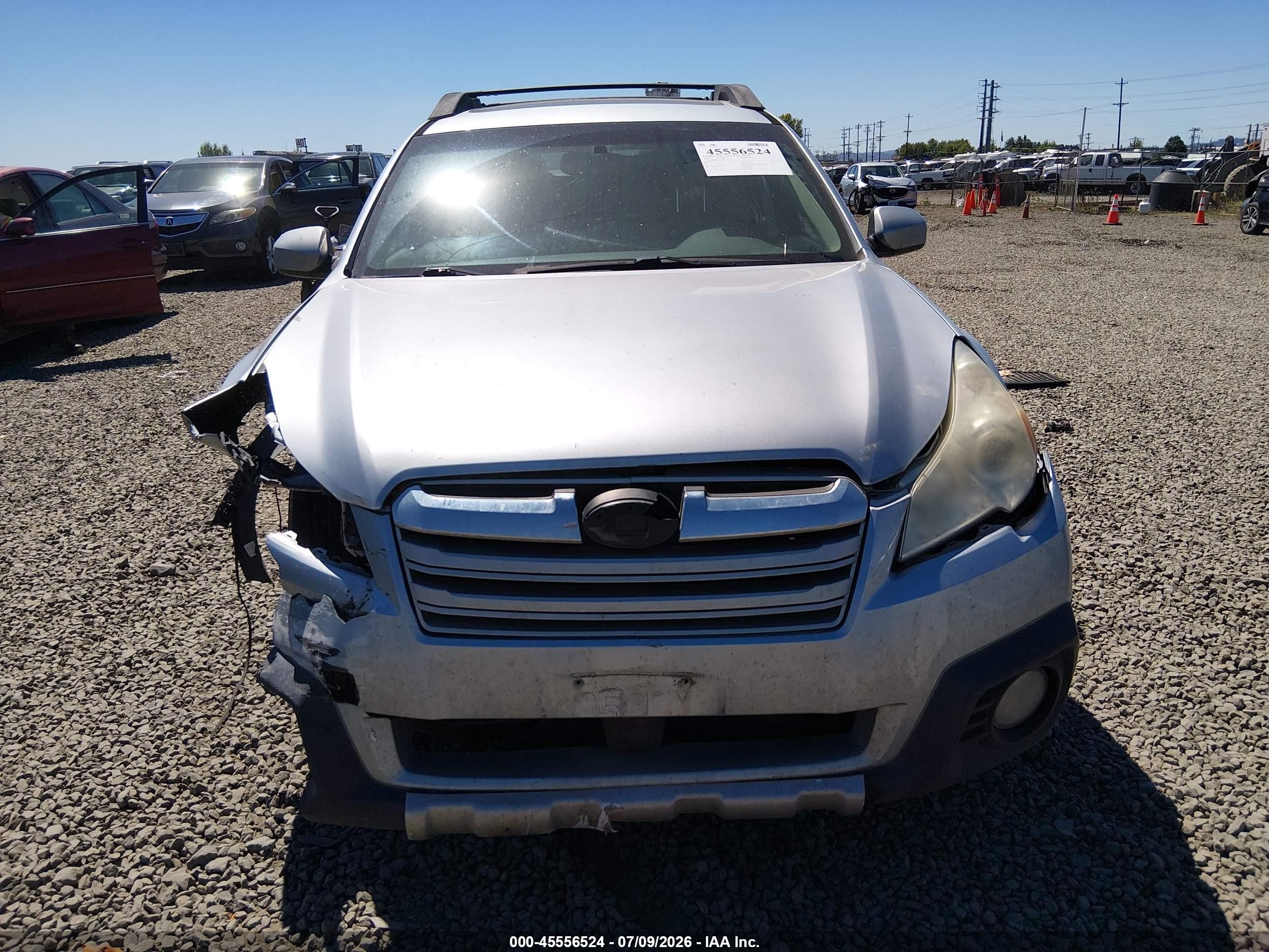 2014 Subaru Outback 2.5i Limited Silver vin: 4S4BRBLC5E3265014