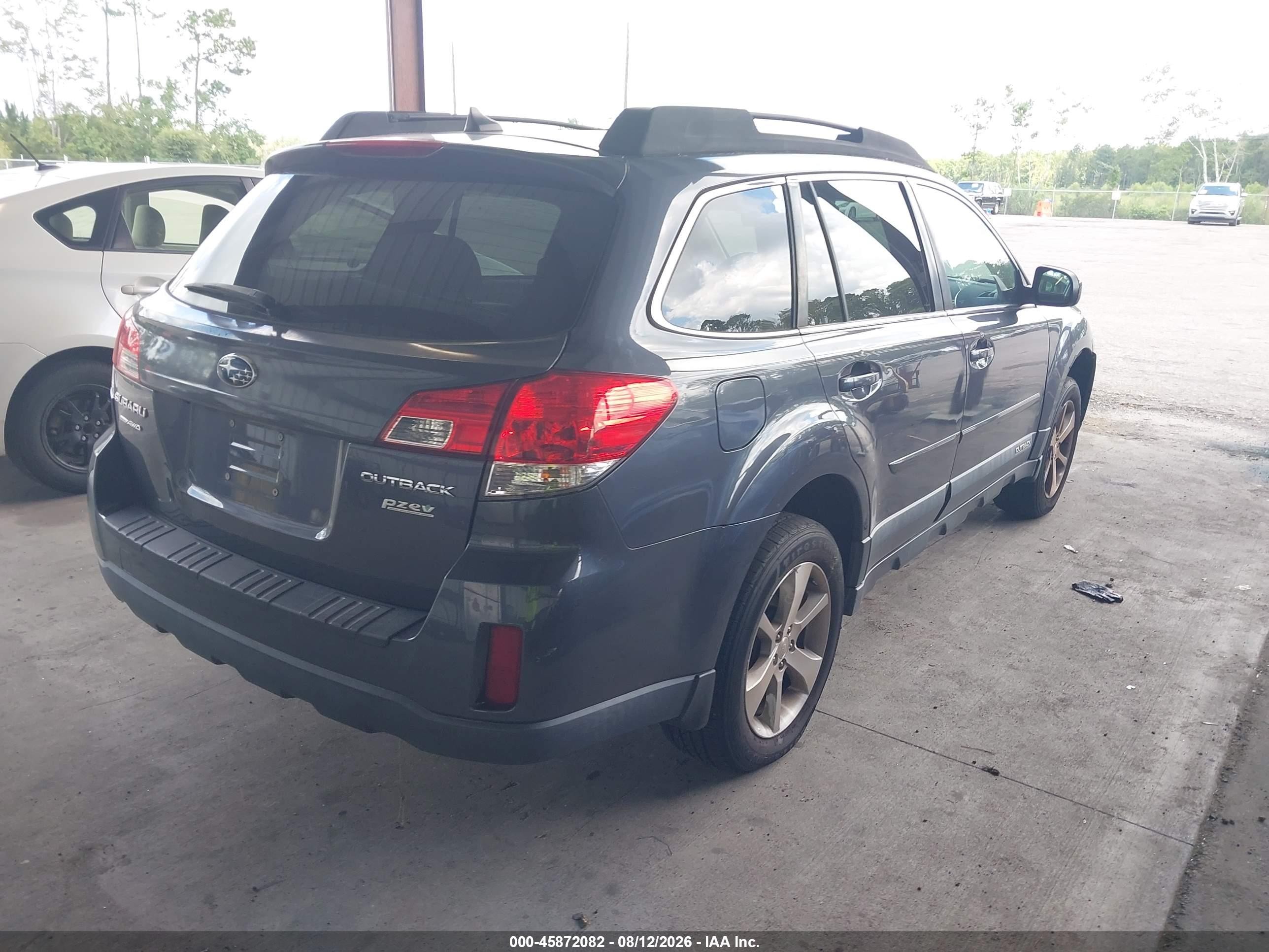 2014 Subaru Outback 2.5i Limited Gray vin: 4S4BRBLC6E3201256