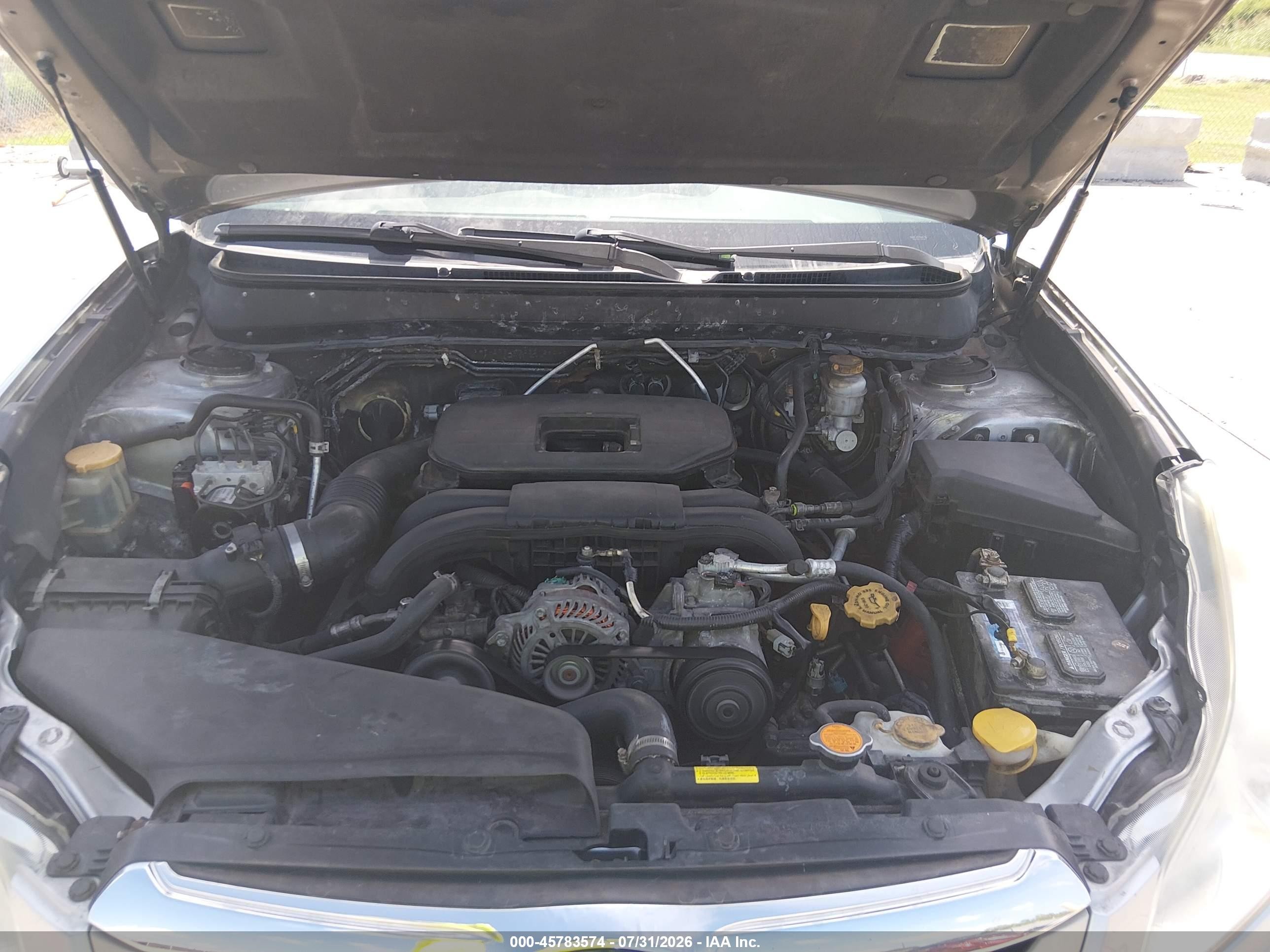 2012 Subaru Outback 2.5i Limited Серебряный vin: 4S4BRBLC7C3212604