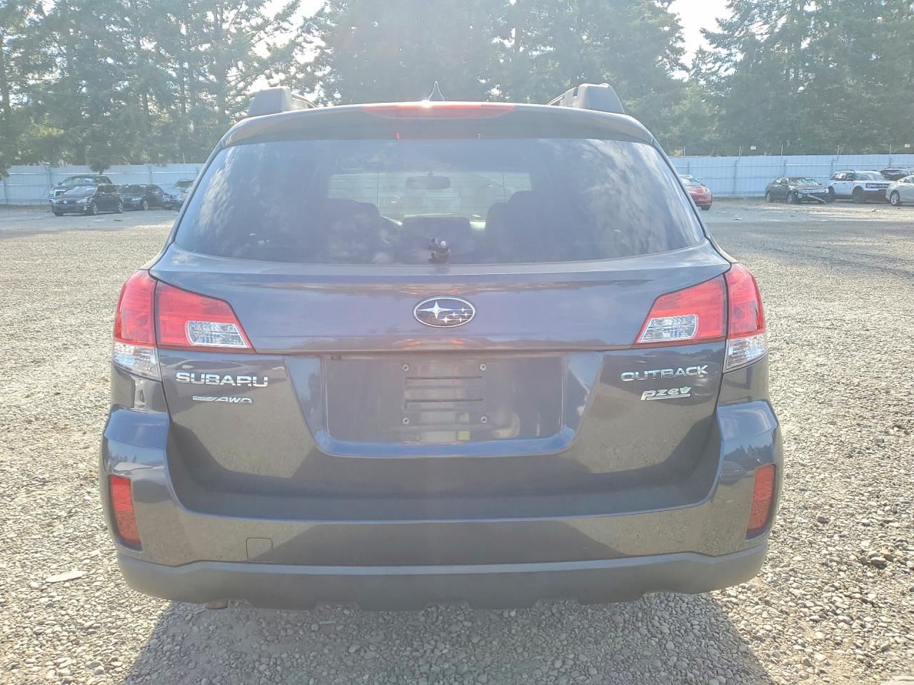 2013 Subaru Outback 2.5i Limited Gray vin: 4S4BRBLC7D3303762