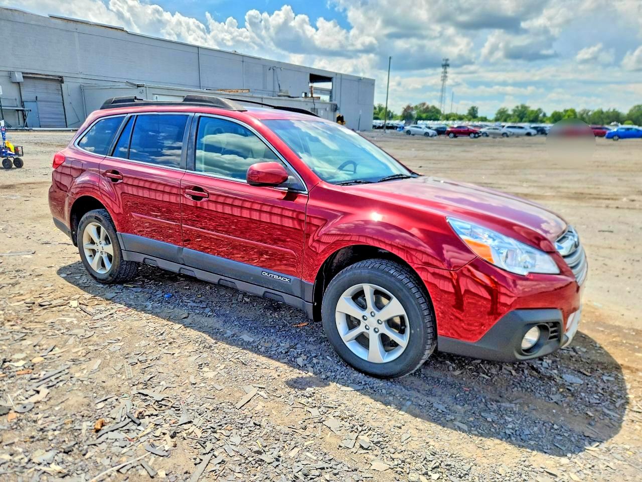 2014 Subaru Outback 2.5i Limited Red vin: 4S4BRBLC7E3203517