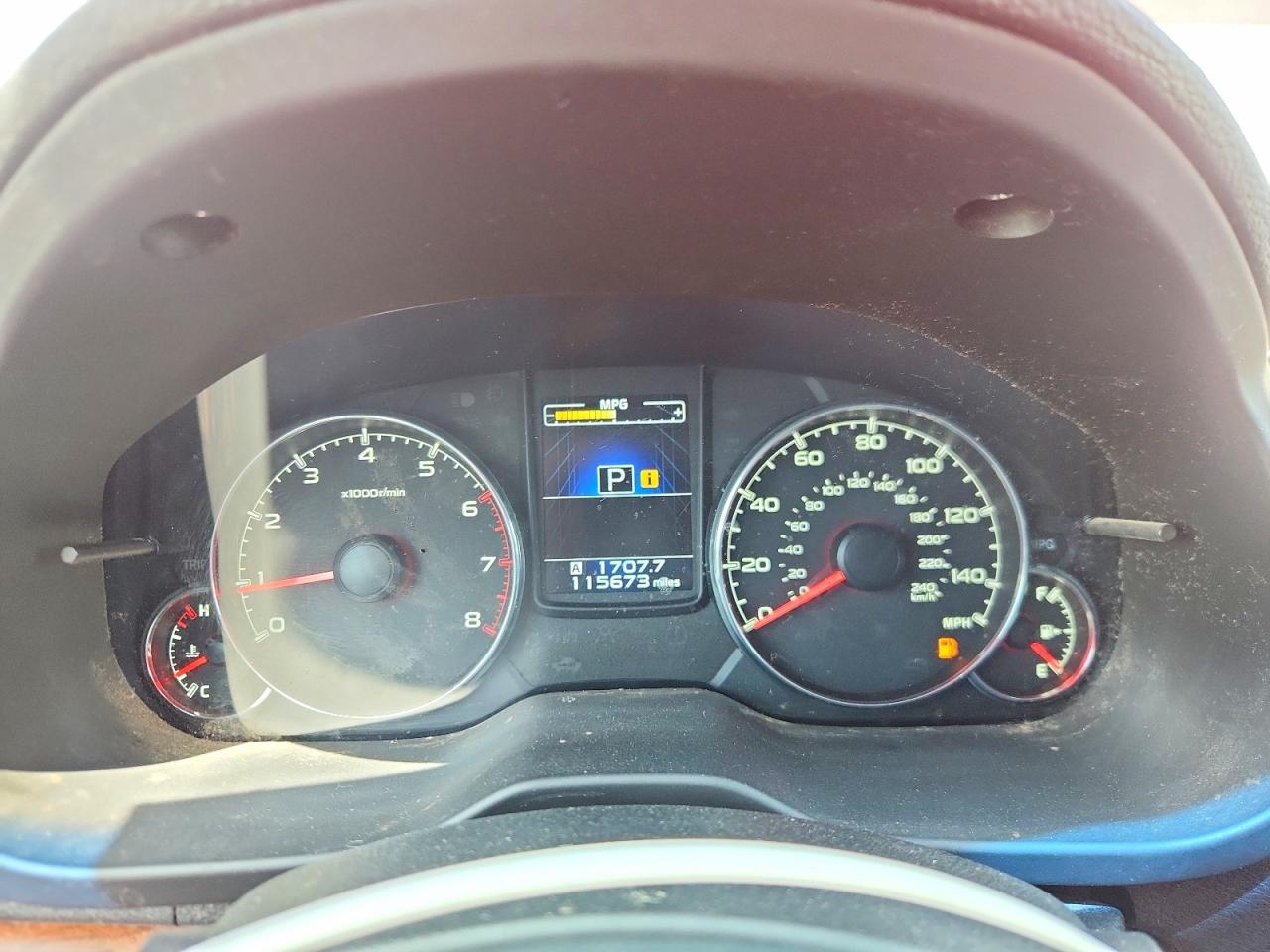 2014 Subaru Outback 2.5i Limited Red vin: 4S4BRBLC7E3203517