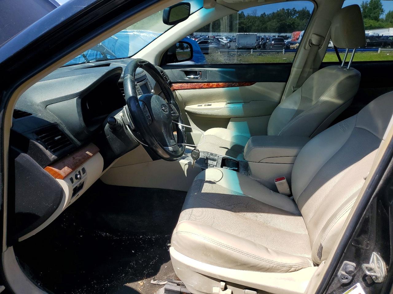 2014 Subaru Outback 2.5i Limited Black vin: 4S4BRBLC7E3227655
