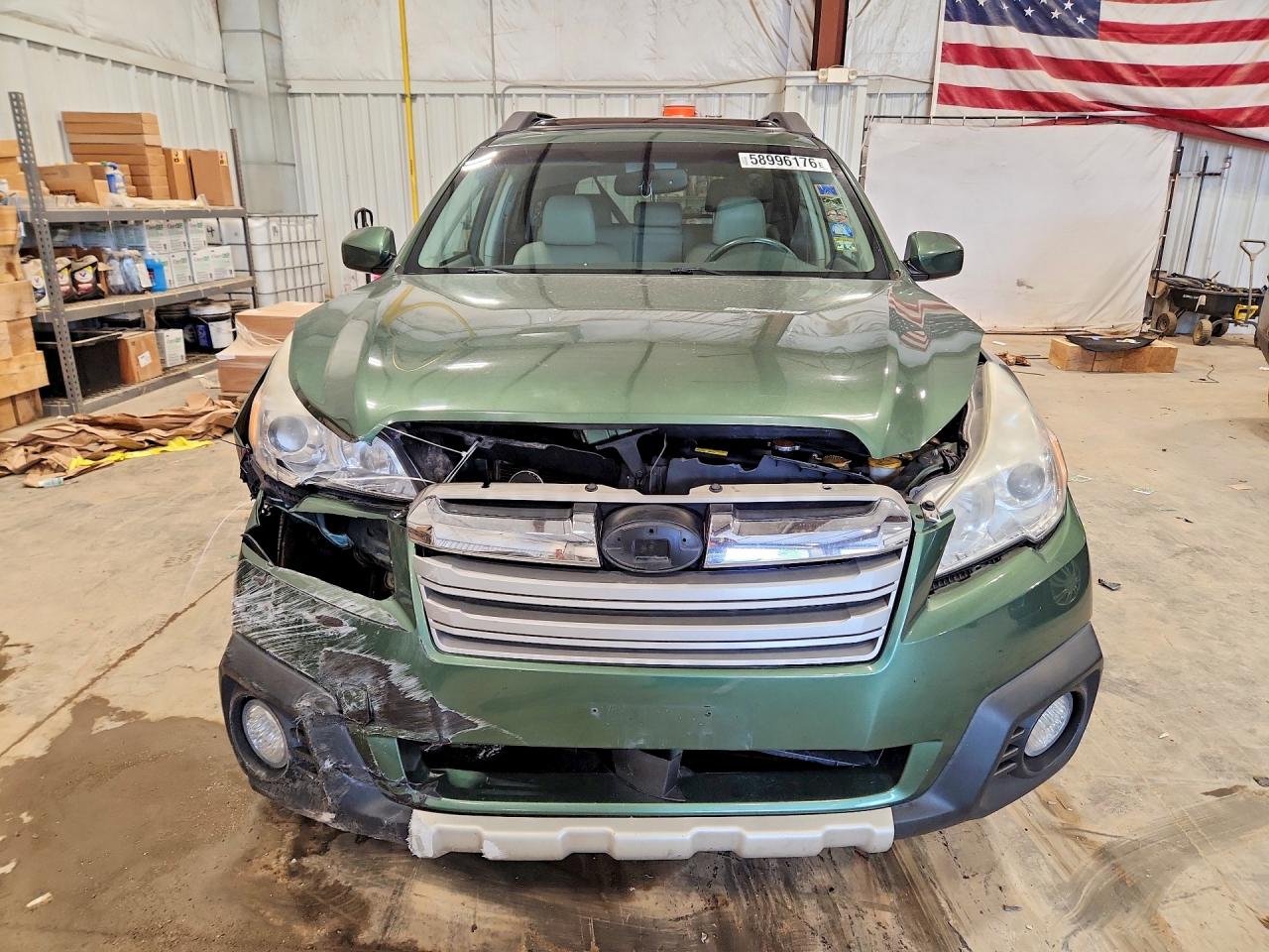 2014 Subaru Outback 2.5i Limited Green vin: 4S4BRBLC7E3255018