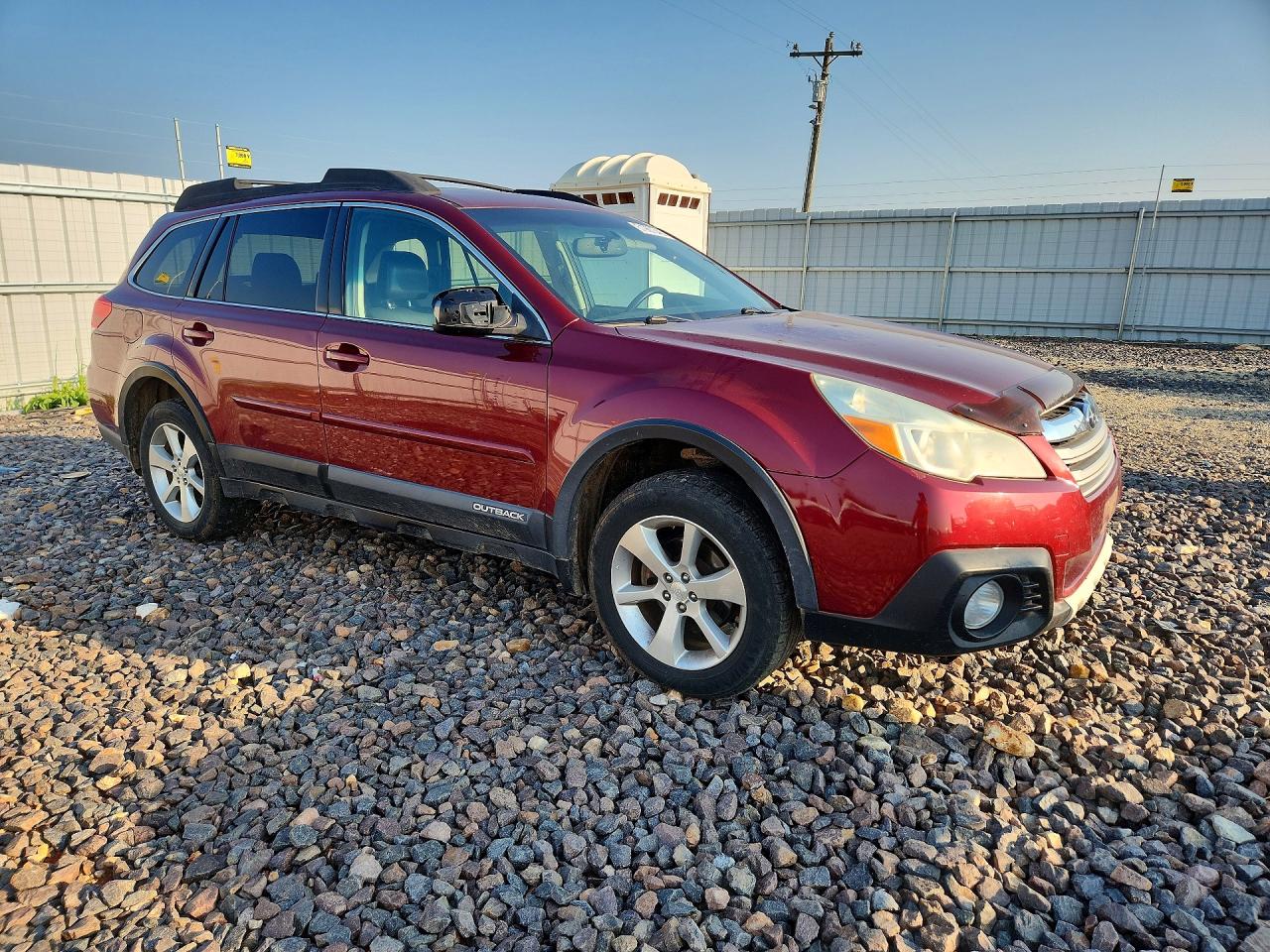 2014 Subaru Outback 2.5i Limited Red vin: 4S4BRBLC7E3323947