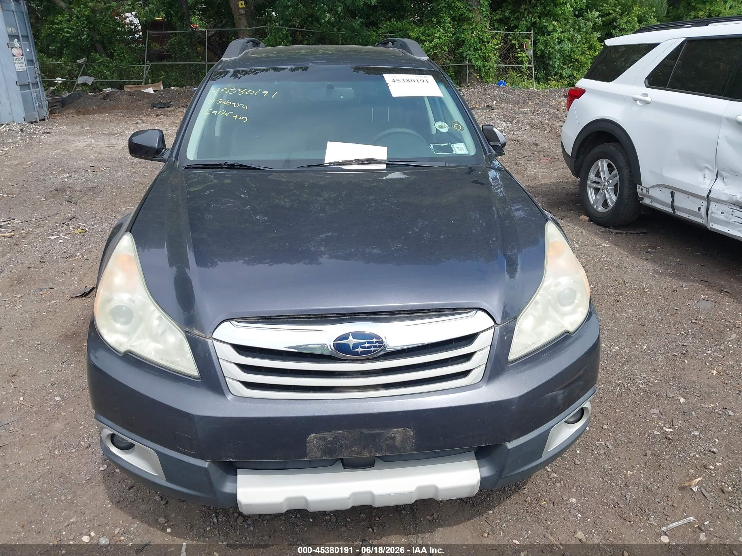 2011 Subaru Outback 2.5i Limited Gray vin: 4S4BRBLC8B3352322