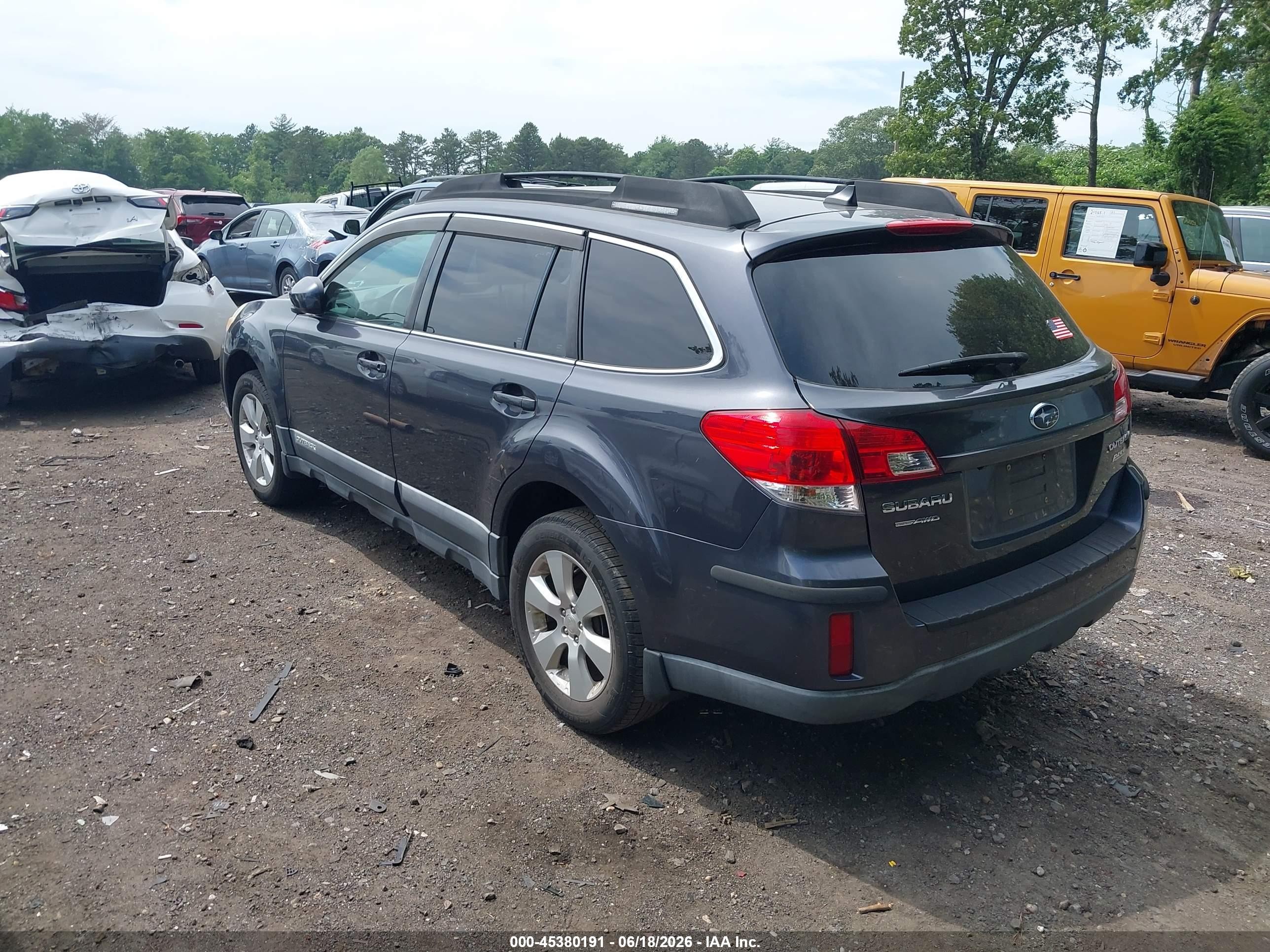 2011 Subaru Outback 2.5i Limited Gray vin: 4S4BRBLC8B3352322