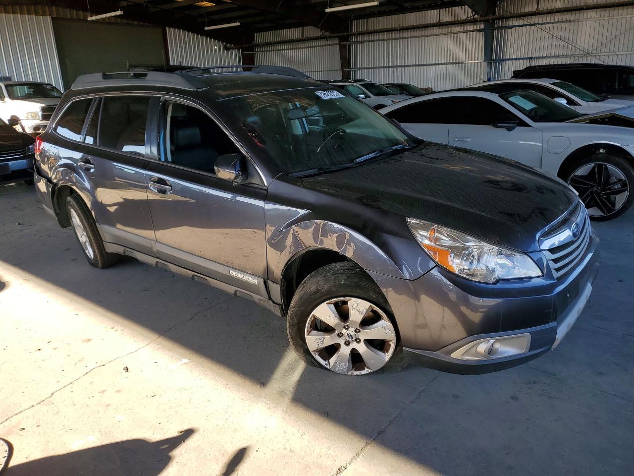 2012 Subaru Outback 2.5i Limited Gray vin: 4S4BRBLC8C3264579