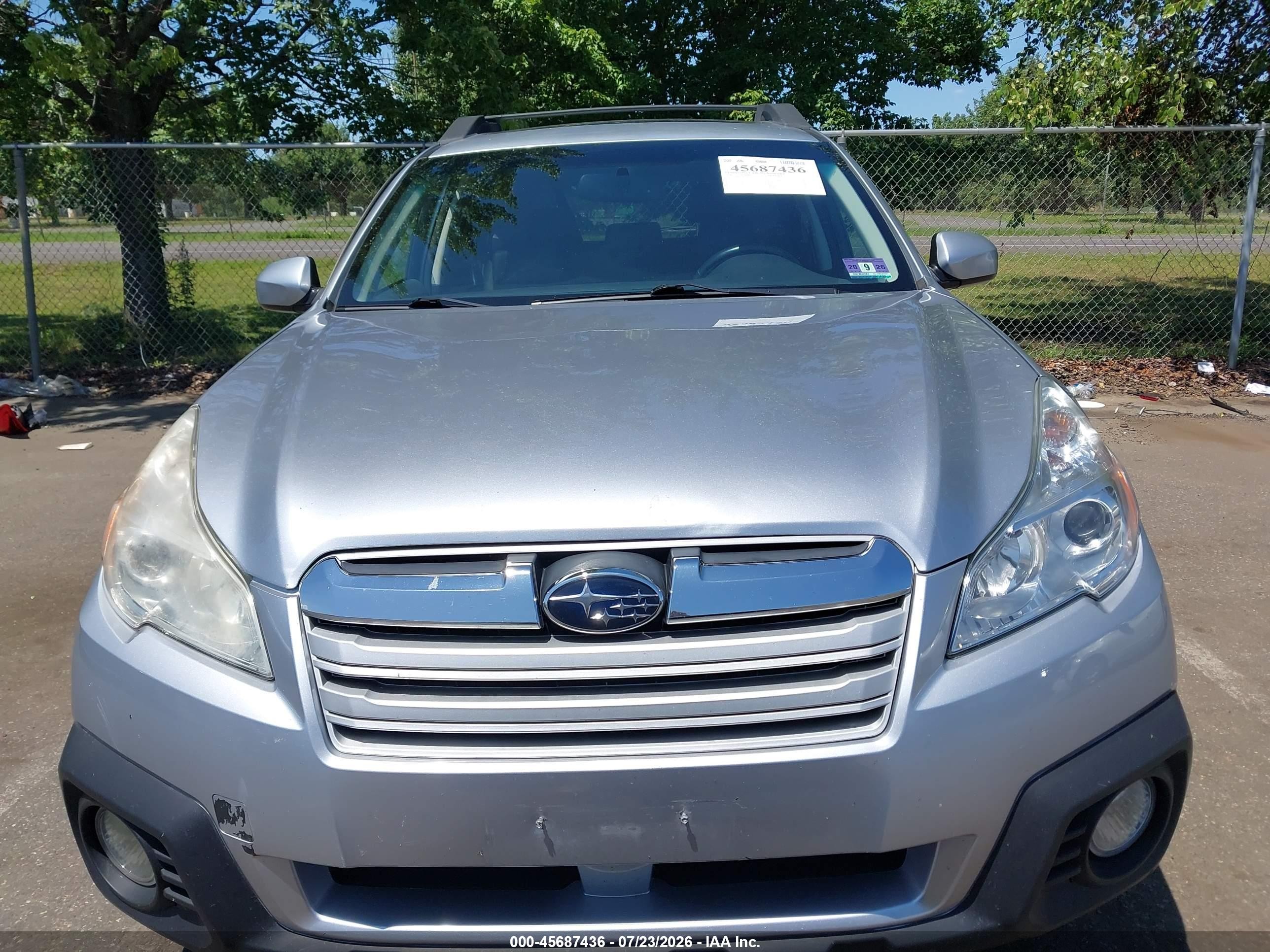 2014 Subaru Outback 2.5i Limited Gray vin: 4S4BRBLC8E3209245