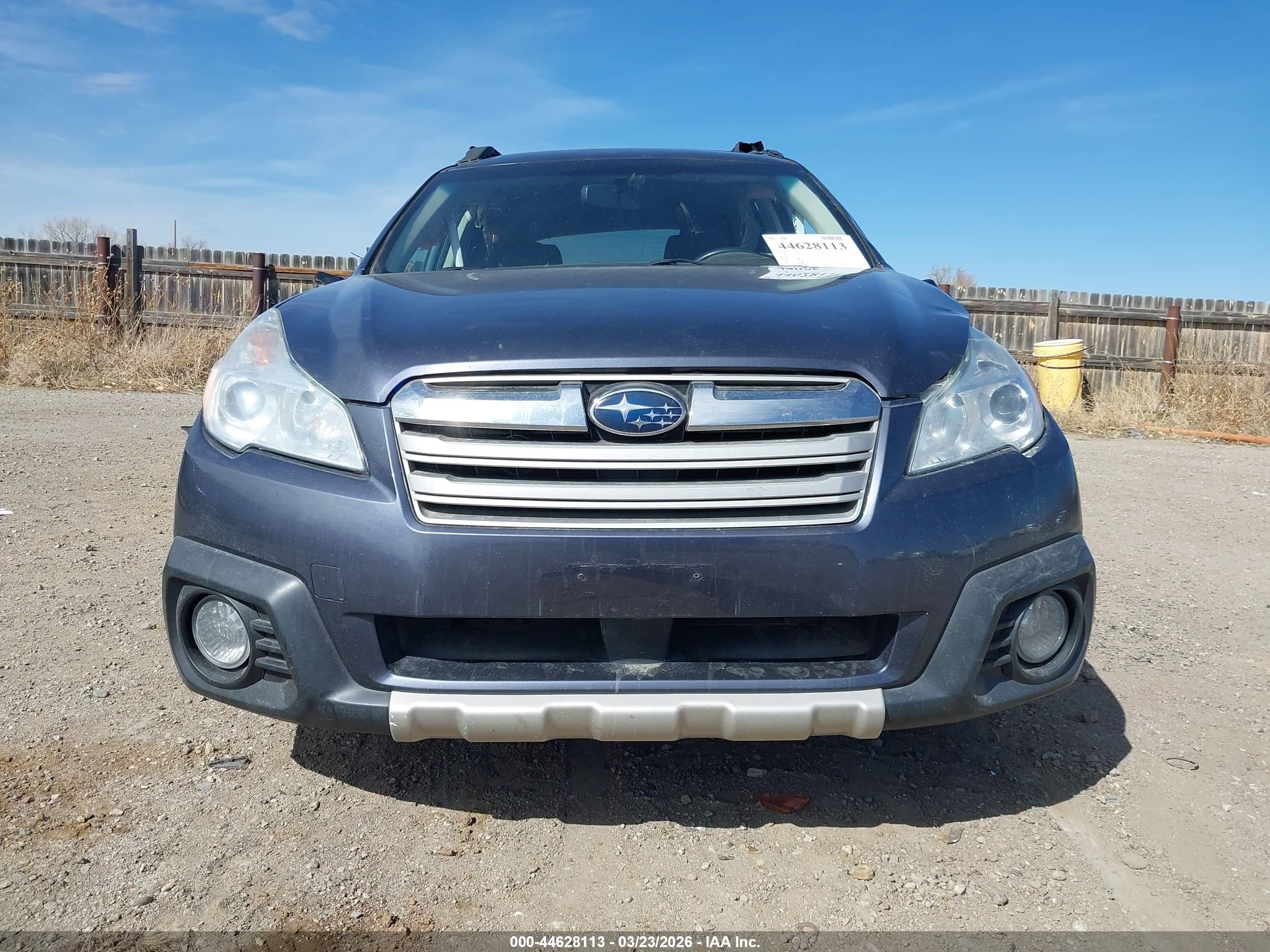 2014 Subaru Outback 2.5i Limited Dark Blue vin: 4S4BRBLC8E3321852