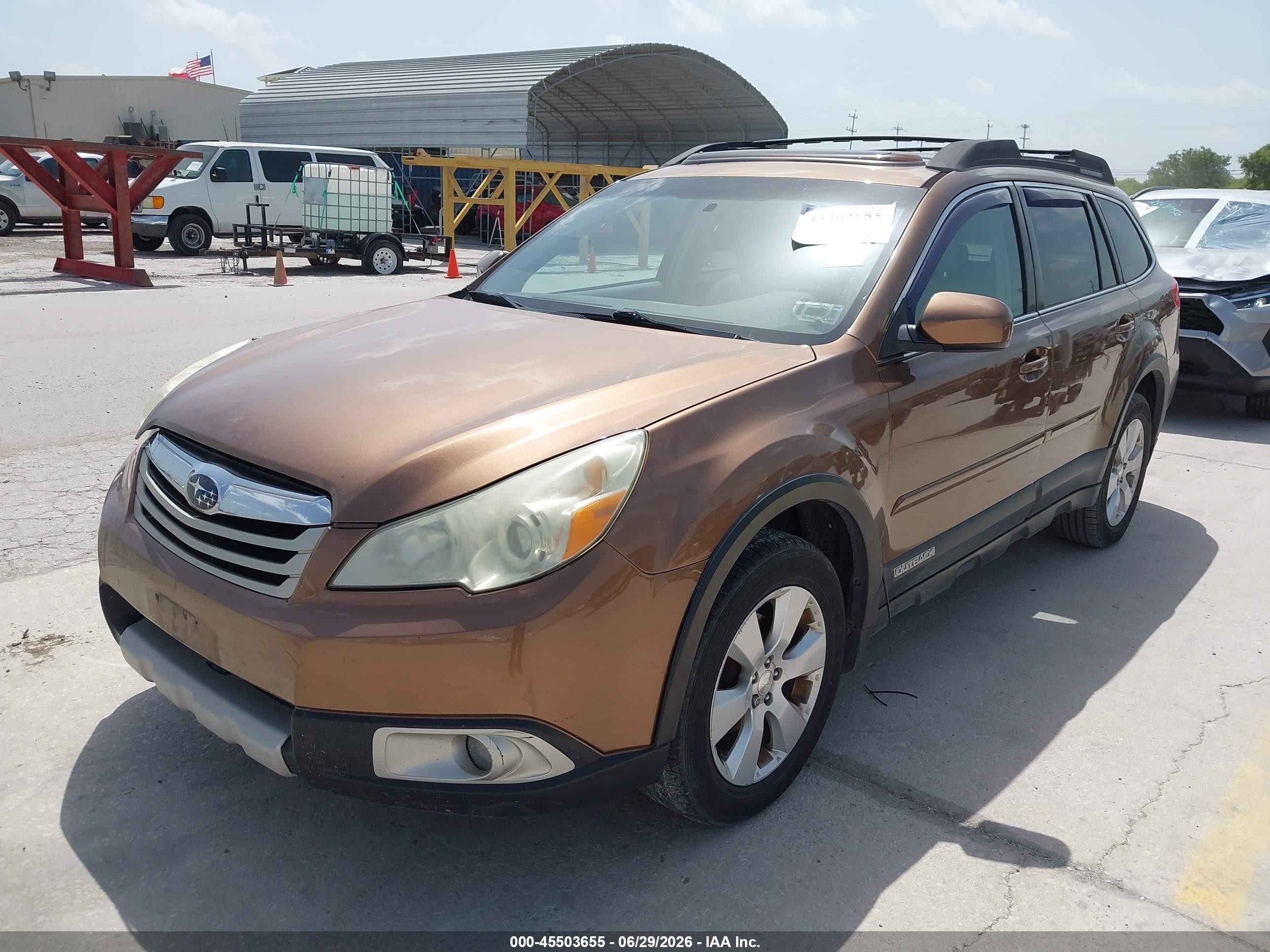2011 Subaru Outback 2.5i Limited Коричневый vin: 4S4BRBLC9B3410017