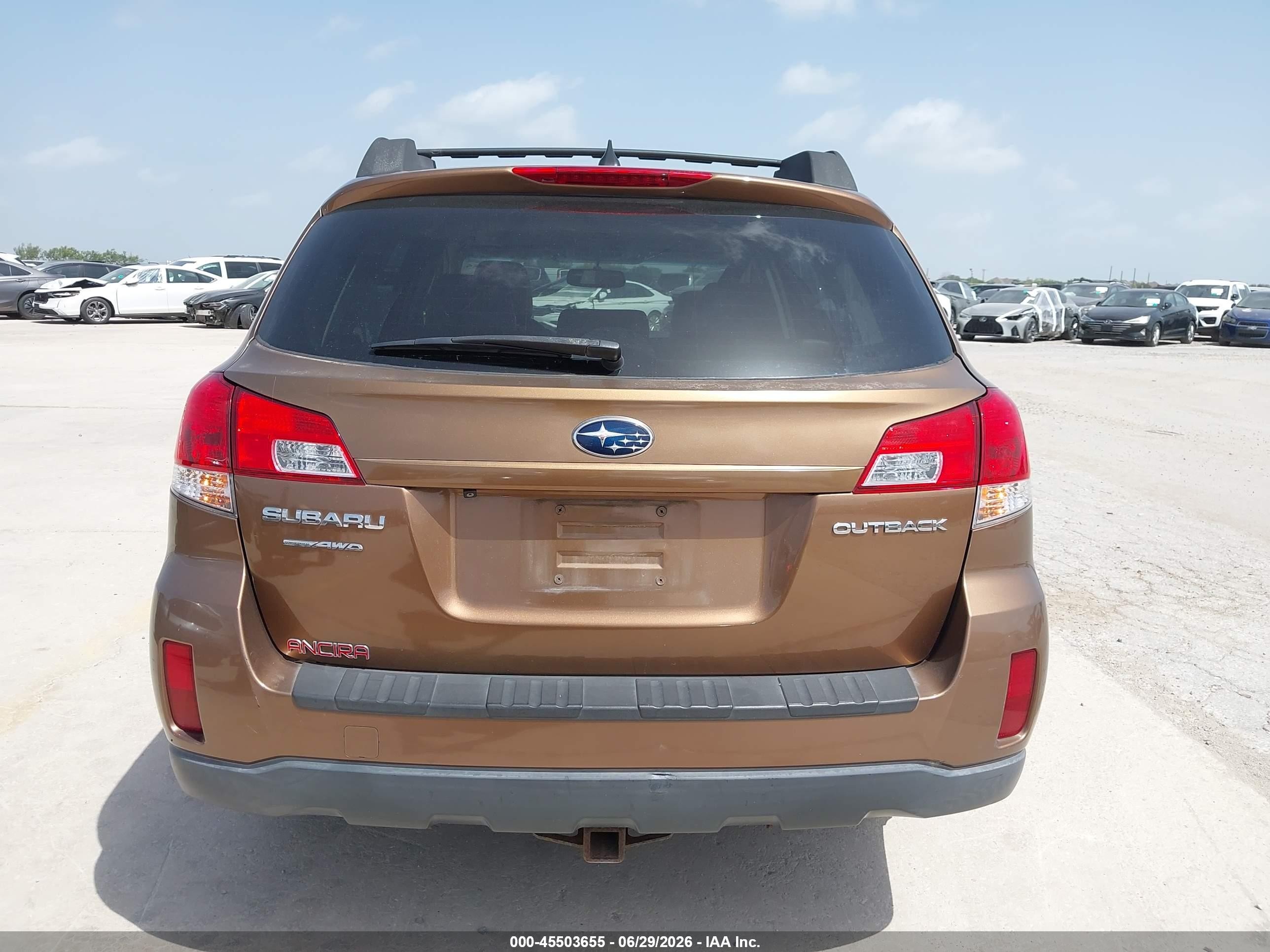 2011 Subaru Outback 2.5i Limited Коричневый vin: 4S4BRBLC9B3410017