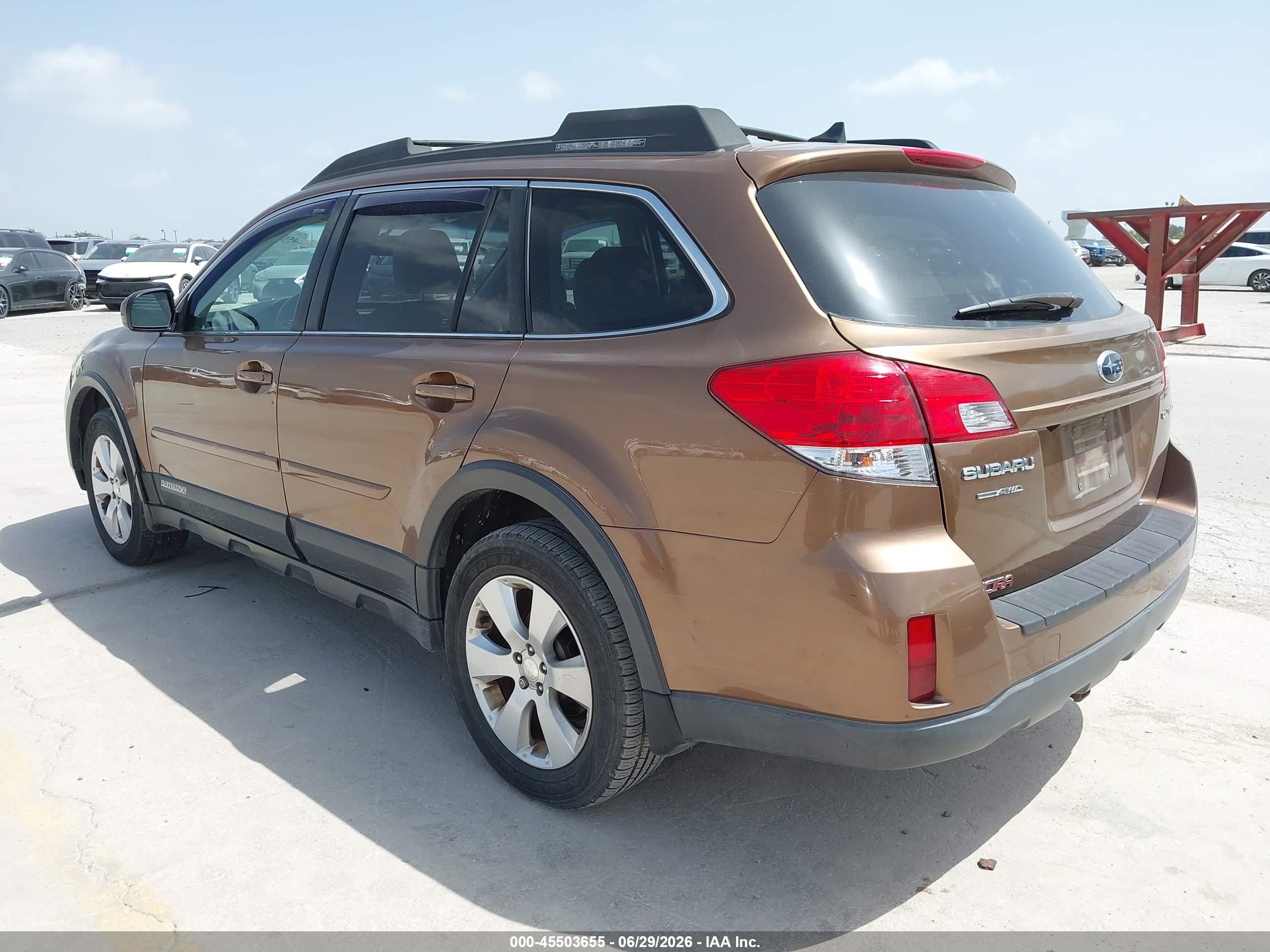 2011 Subaru Outback 2.5i Limited Коричневый vin: 4S4BRBLC9B3410017