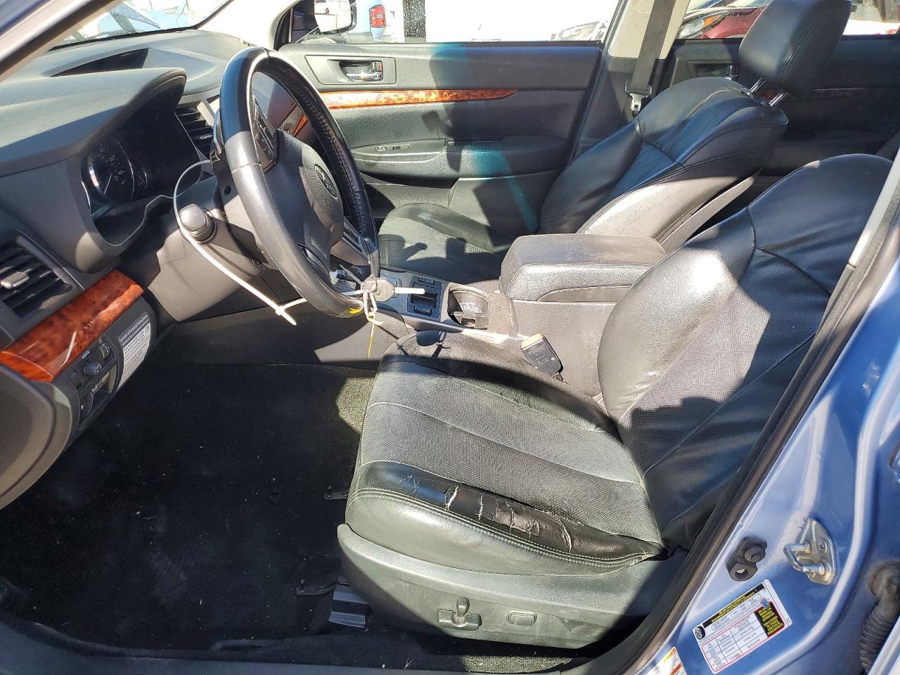 2012 Subaru Outback 2.5i Limited Blue vin: 4S4BRBLCXC3277043