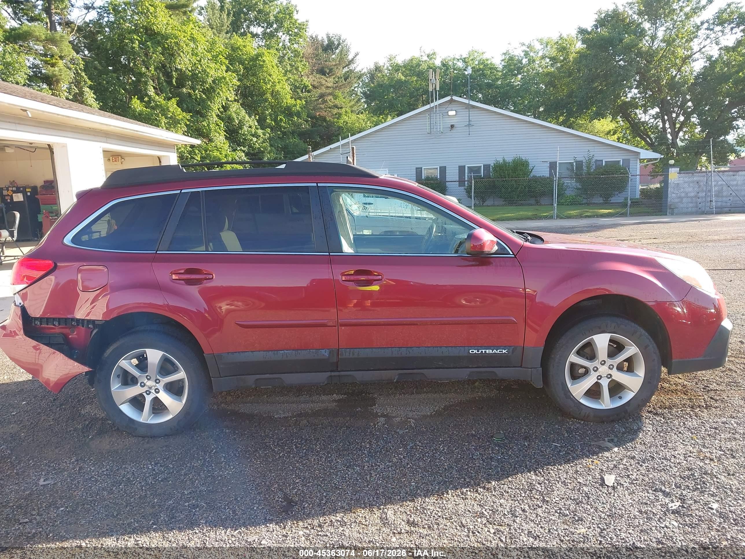 2013 Subaru Outback 2.5i Limited Красный vin: 4S4BRBLCXD3214686