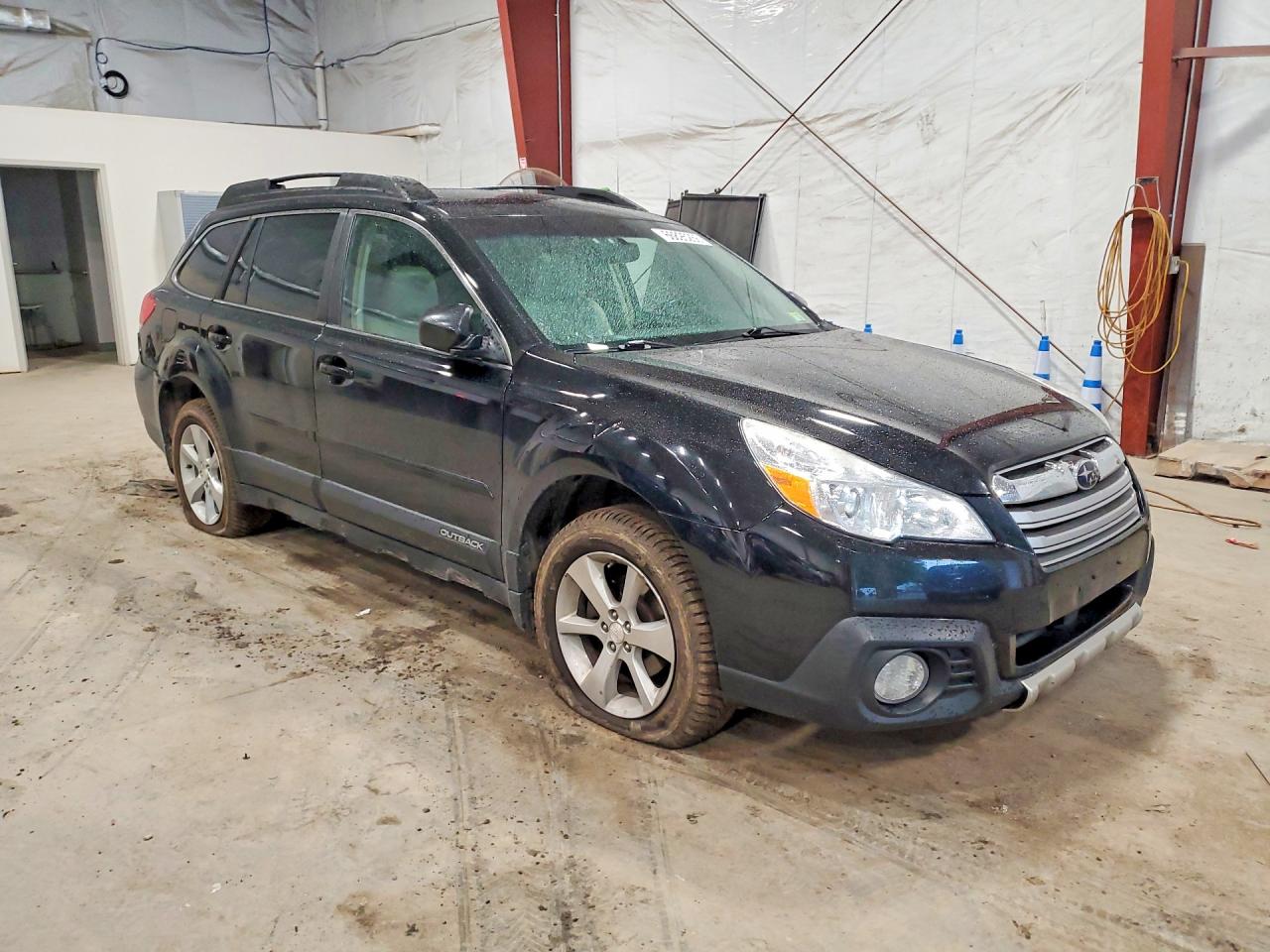 2013 Subaru Outback 2.5i Limited Черный vin: 4S4BRBLCXD3266304