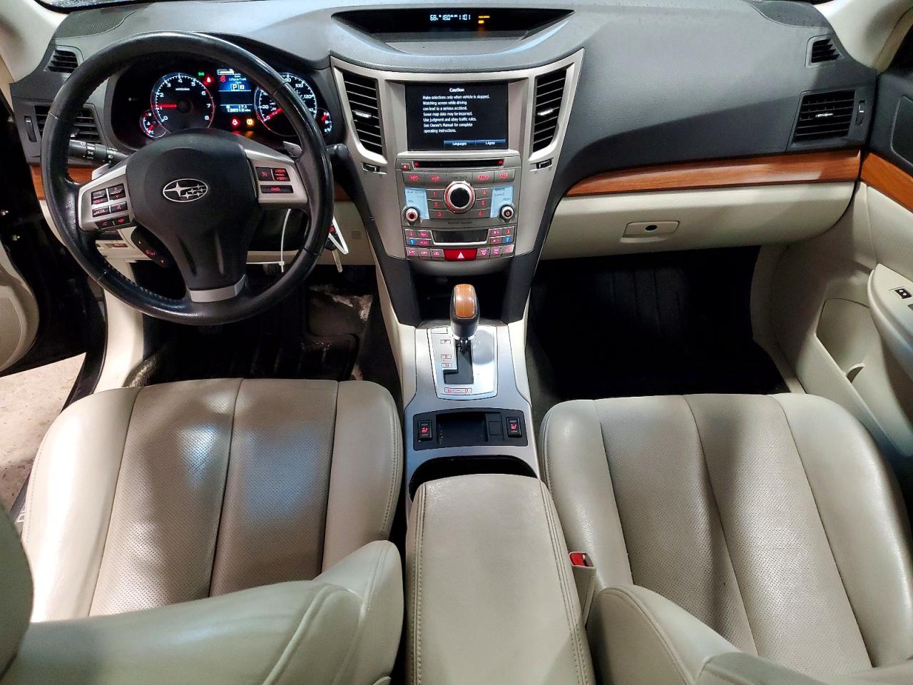 2013 Subaru Outback 2.5i Limited Черный vin: 4S4BRBLCXD3266304