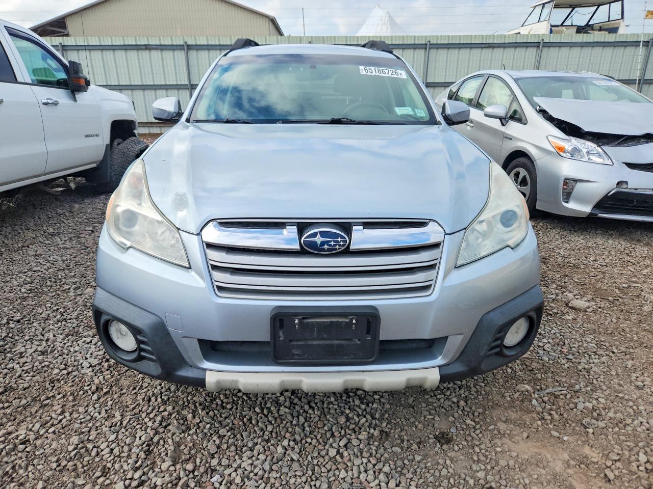 2014 Subaru Outback 2.5i Limited Silver vin: 4S4BRBLCXE3202796