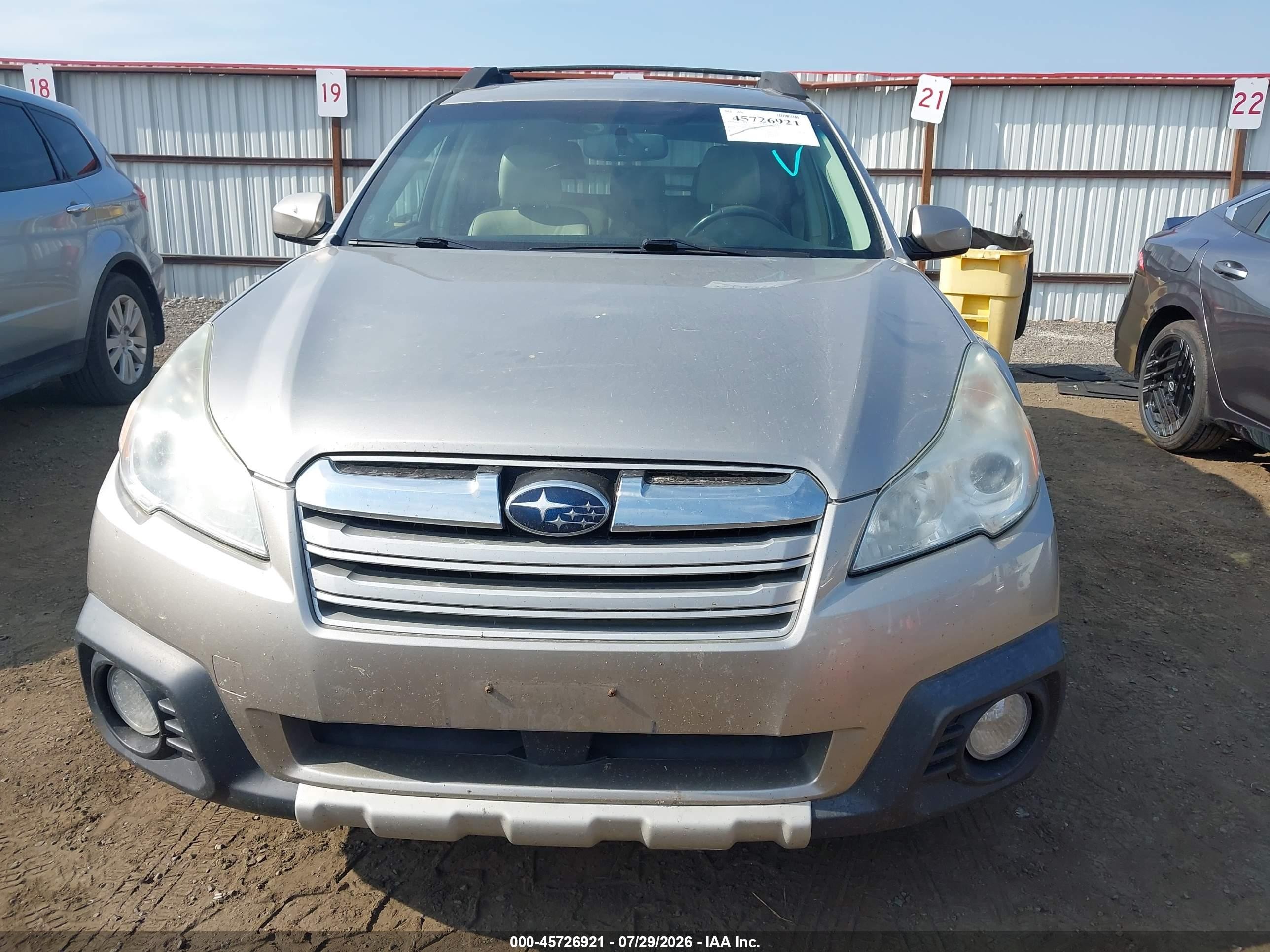 2014 Subaru Outback 2.5i Limited Champagne vin: 4S4BRBLCXE3221655