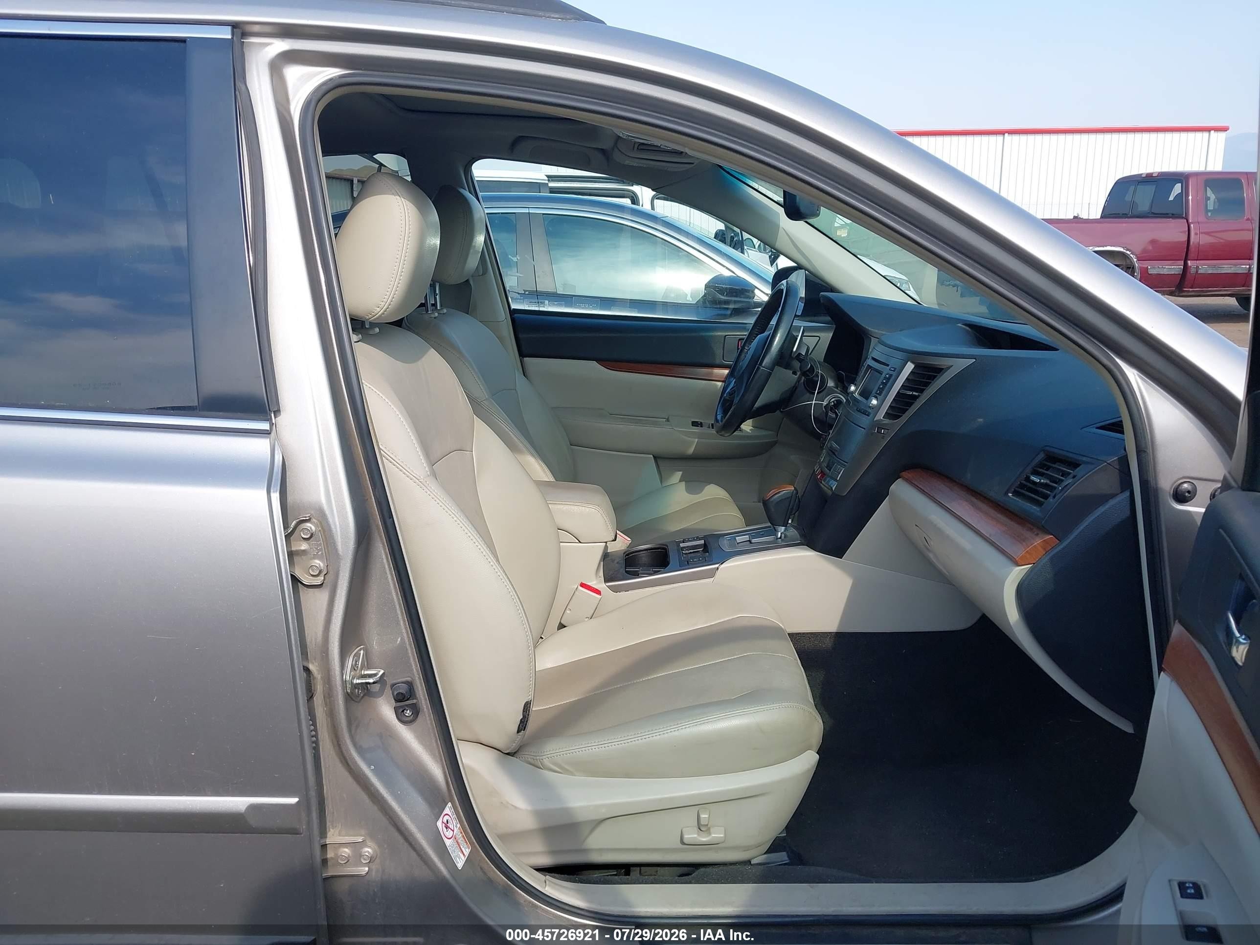 2014 Subaru Outback 2.5i Limited Champagne vin: 4S4BRBLCXE3221655