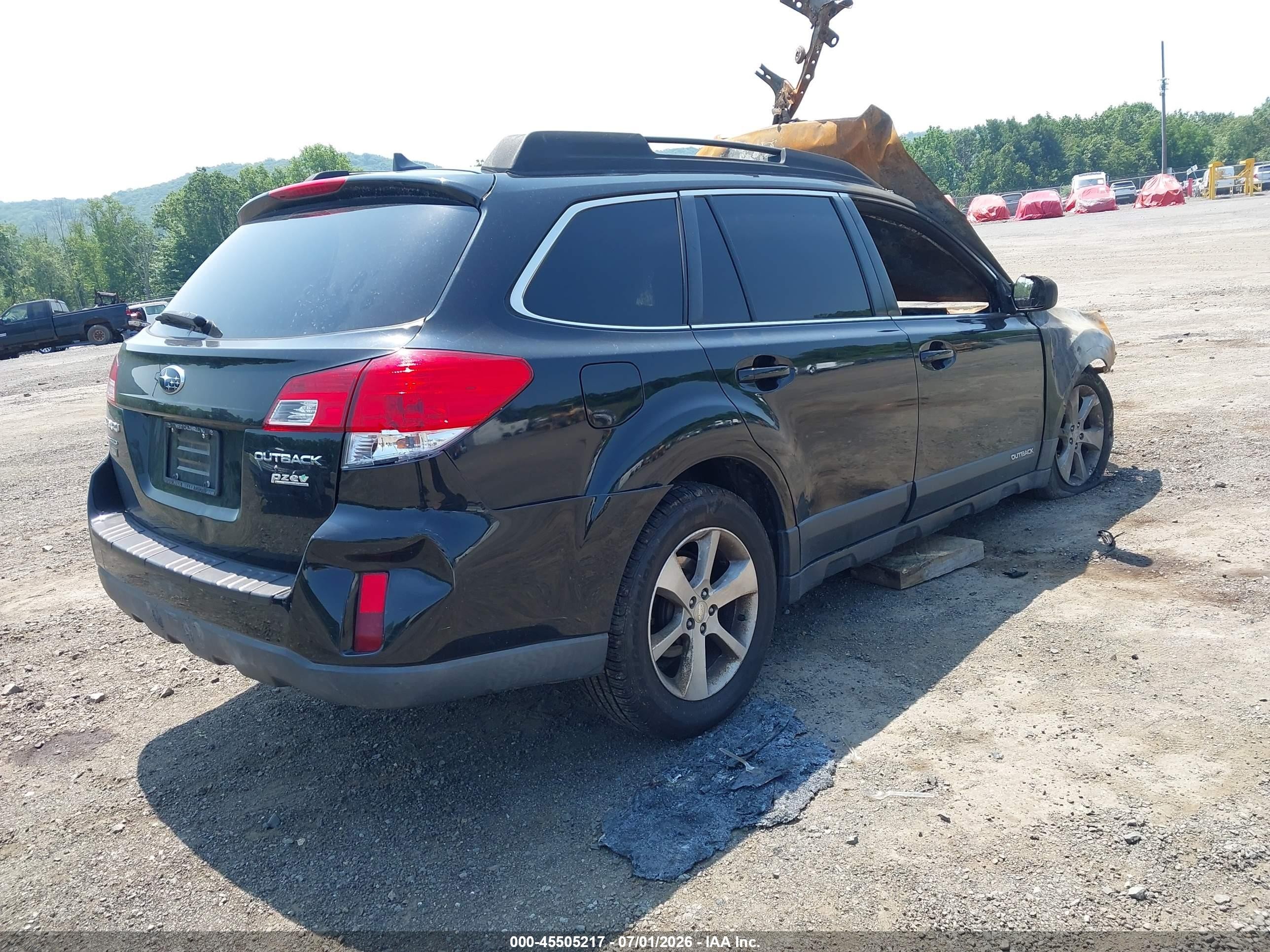 2014 Subaru Outback 2.5i Limited Black vin: 4S4BRBLCXE3253098