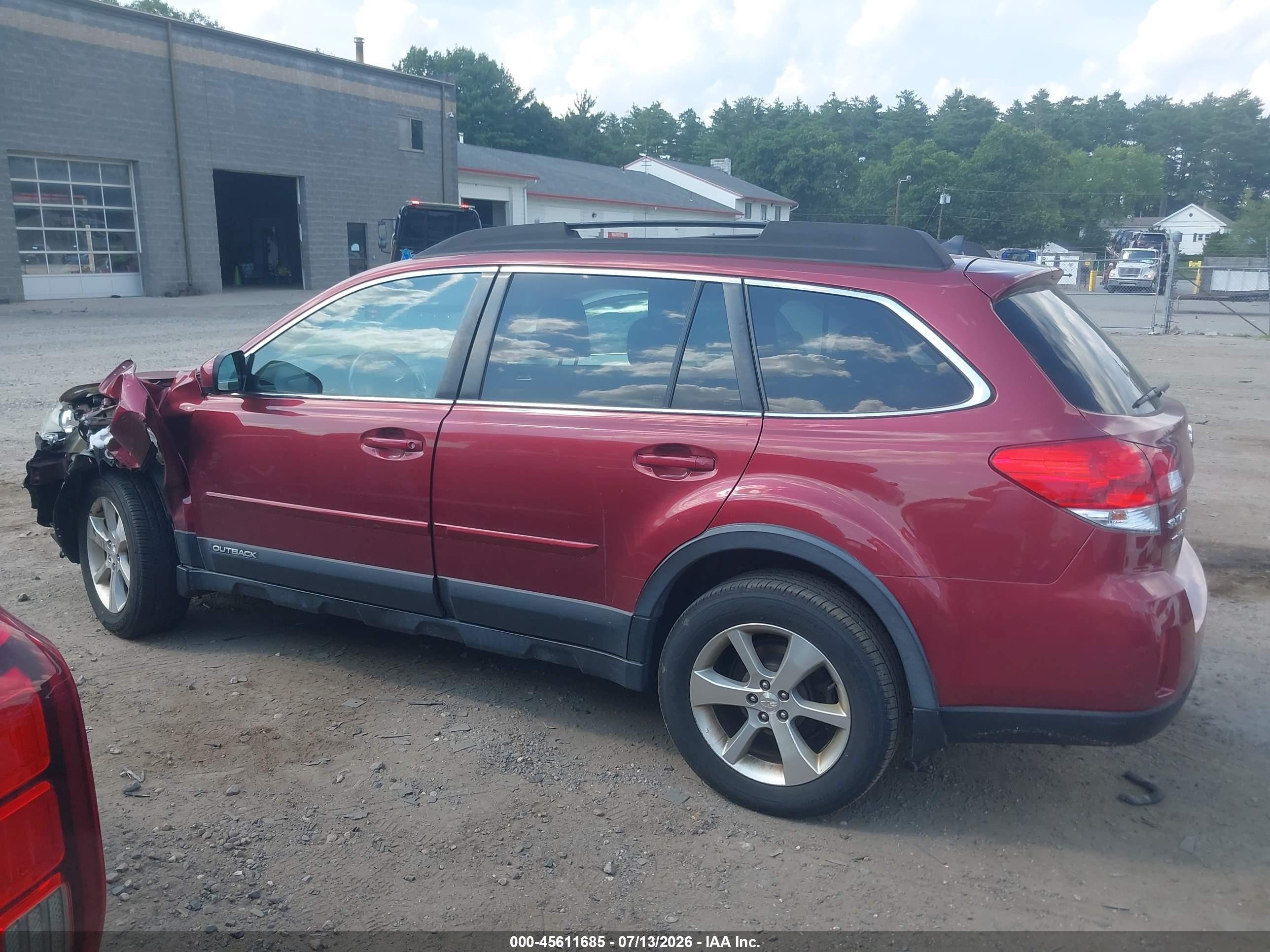 2014 Subaru Outback 2.5i Limited Красный vin: 4S4BRBLCXE3267907