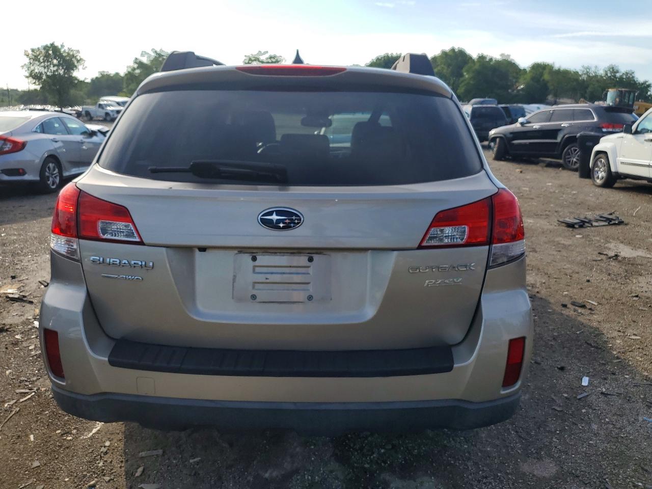 2014 Subaru Outback Tan vin: 4S4BRBLCXE3268006