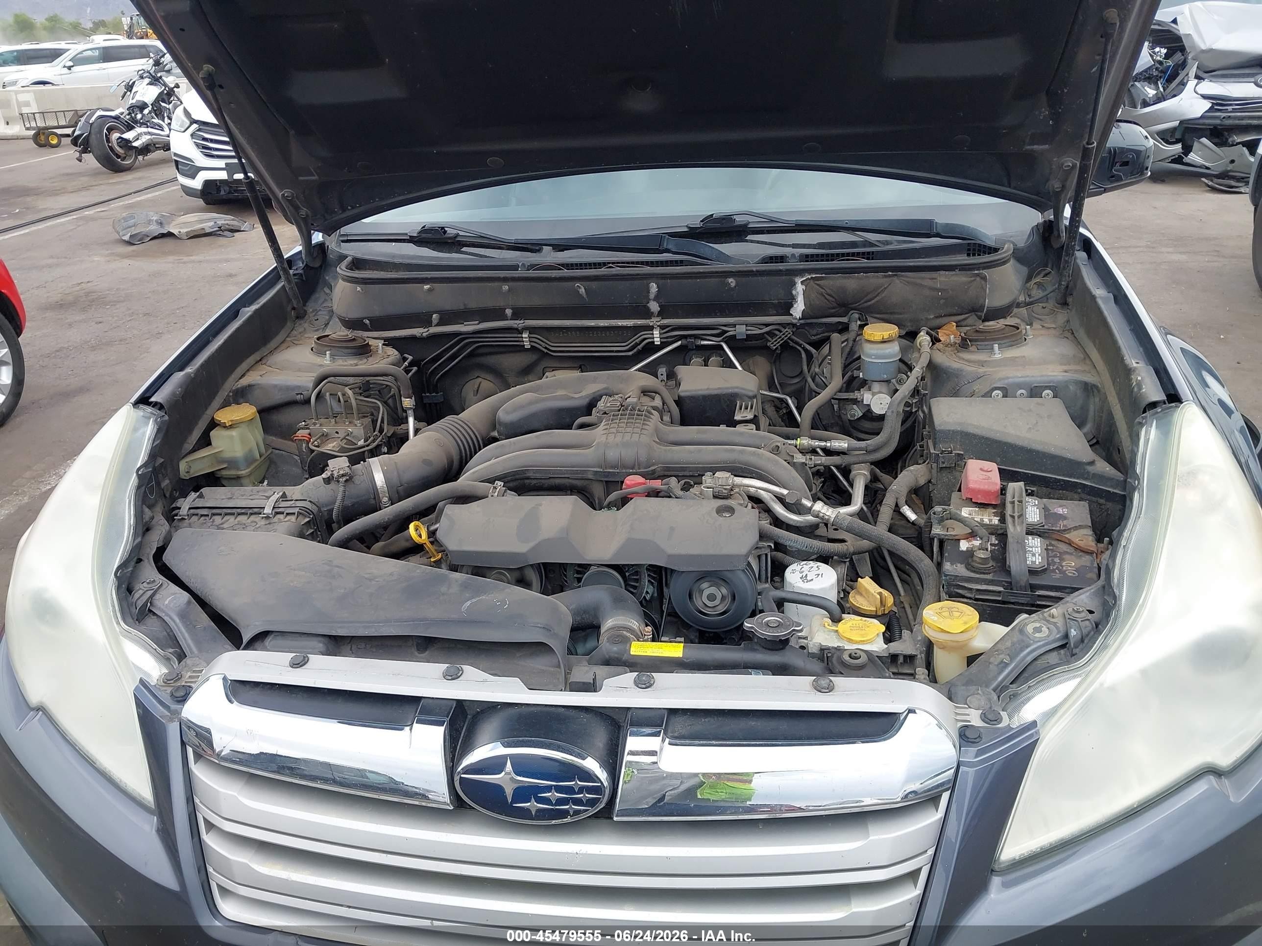 2014 Subaru Outback 2.5i Limited Gray vin: 4S4BRBMC2E3283792