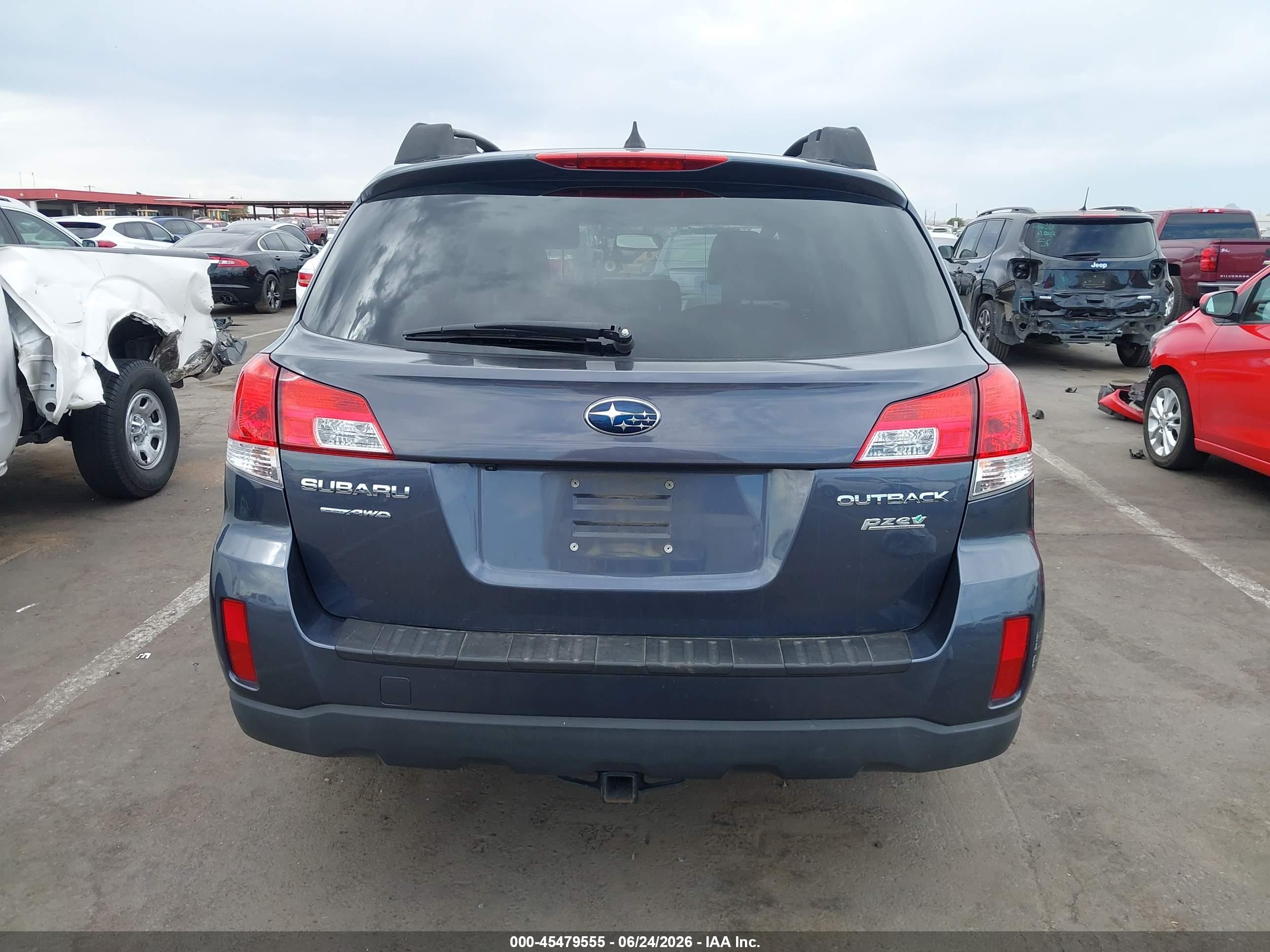 2014 Subaru Outback 2.5i Limited Gray vin: 4S4BRBMC2E3283792