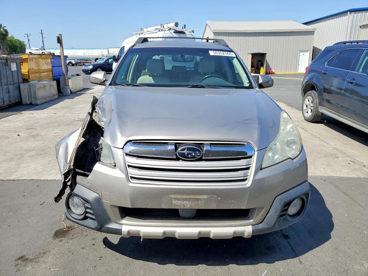 2014 Subaru Outback 2.5i Limited Silver vin: 4S4BRBMC2E3286577
