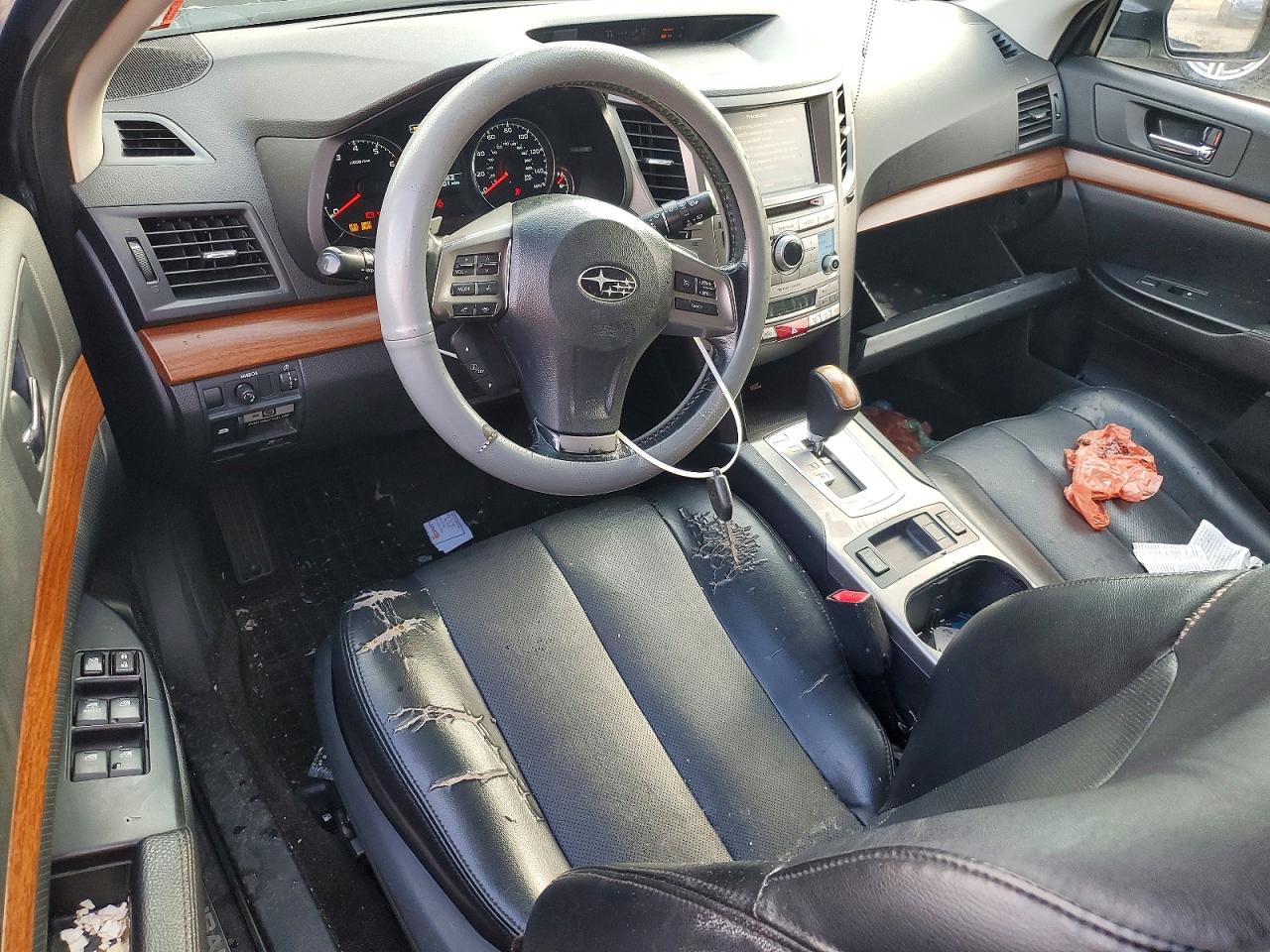 2014 Subaru Outback 2.5i Limited Blue vin: 4S4BRBMC4E3201058