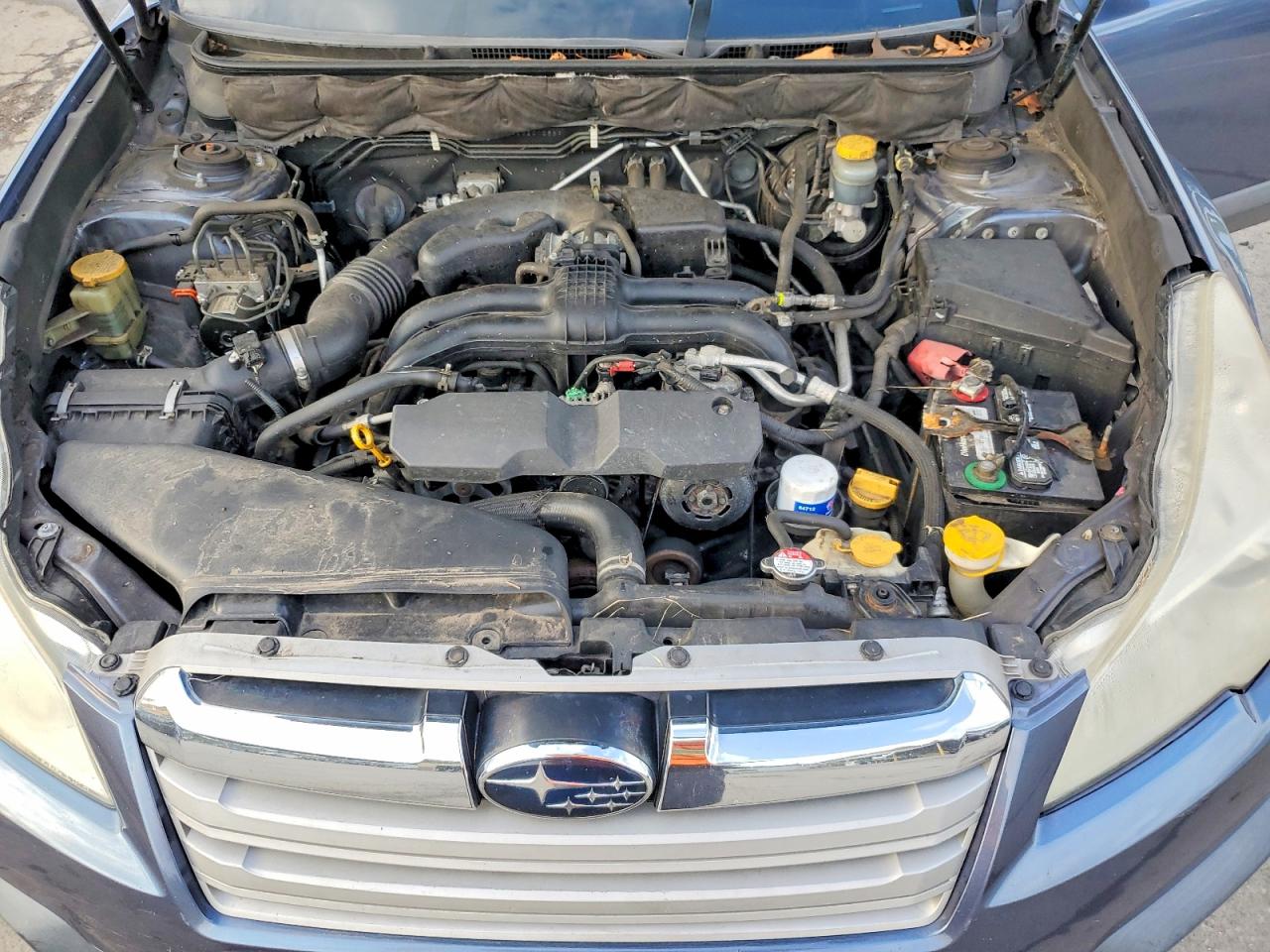 2014 Subaru Outback 2.5i Limited Blue vin: 4S4BRBMC4E3201058