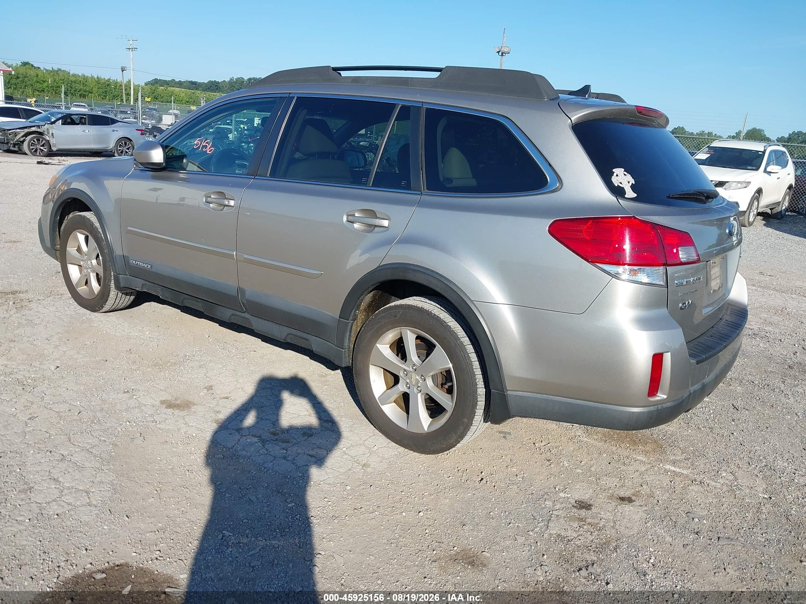 2014 Subaru Outback 2.5i Limited Tan vin: 4S4BRBMC6E3236295