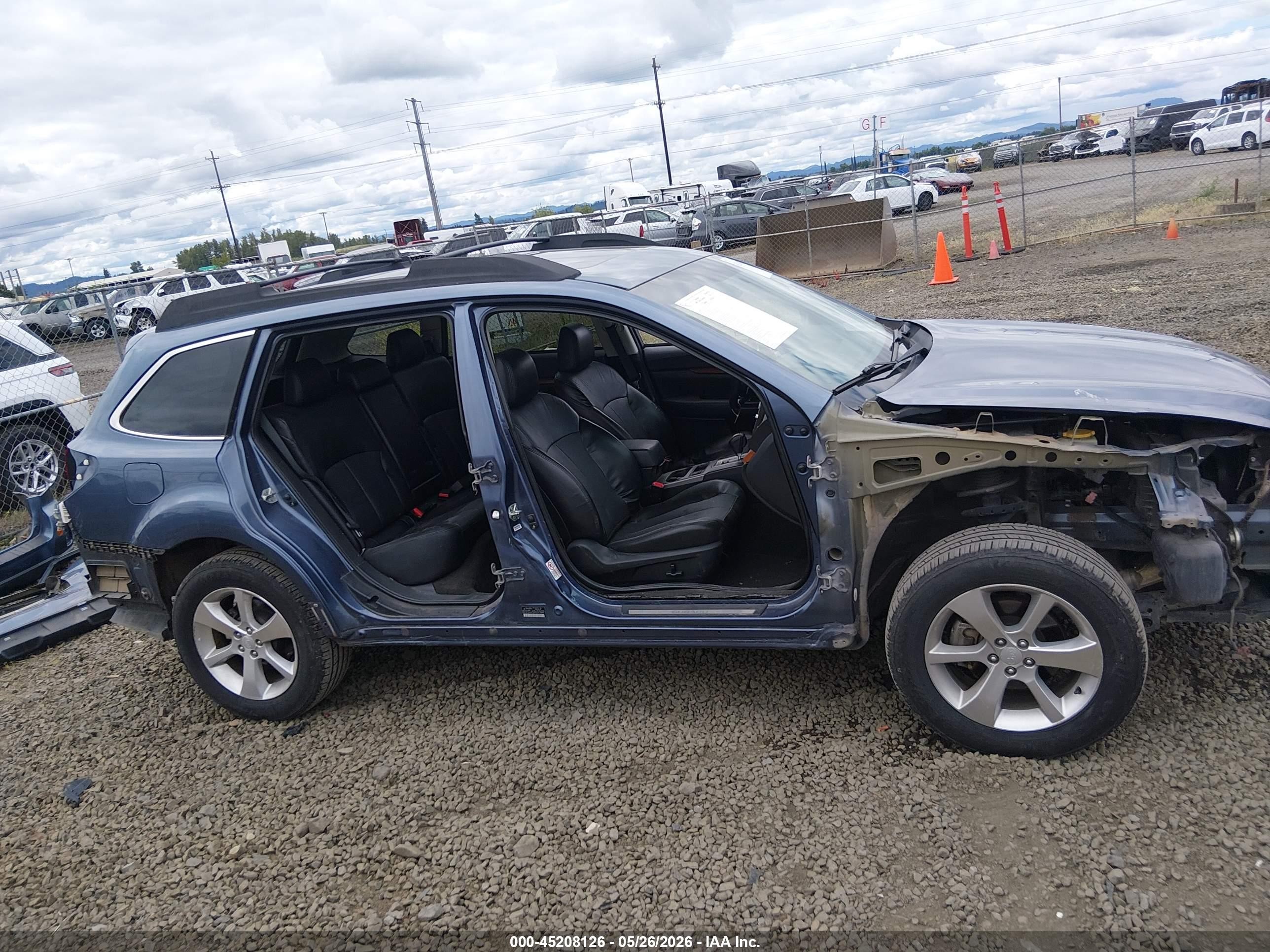 2014 Subaru Outback 2.5i Limited Blue vin: 4S4BRBMC6E3298585