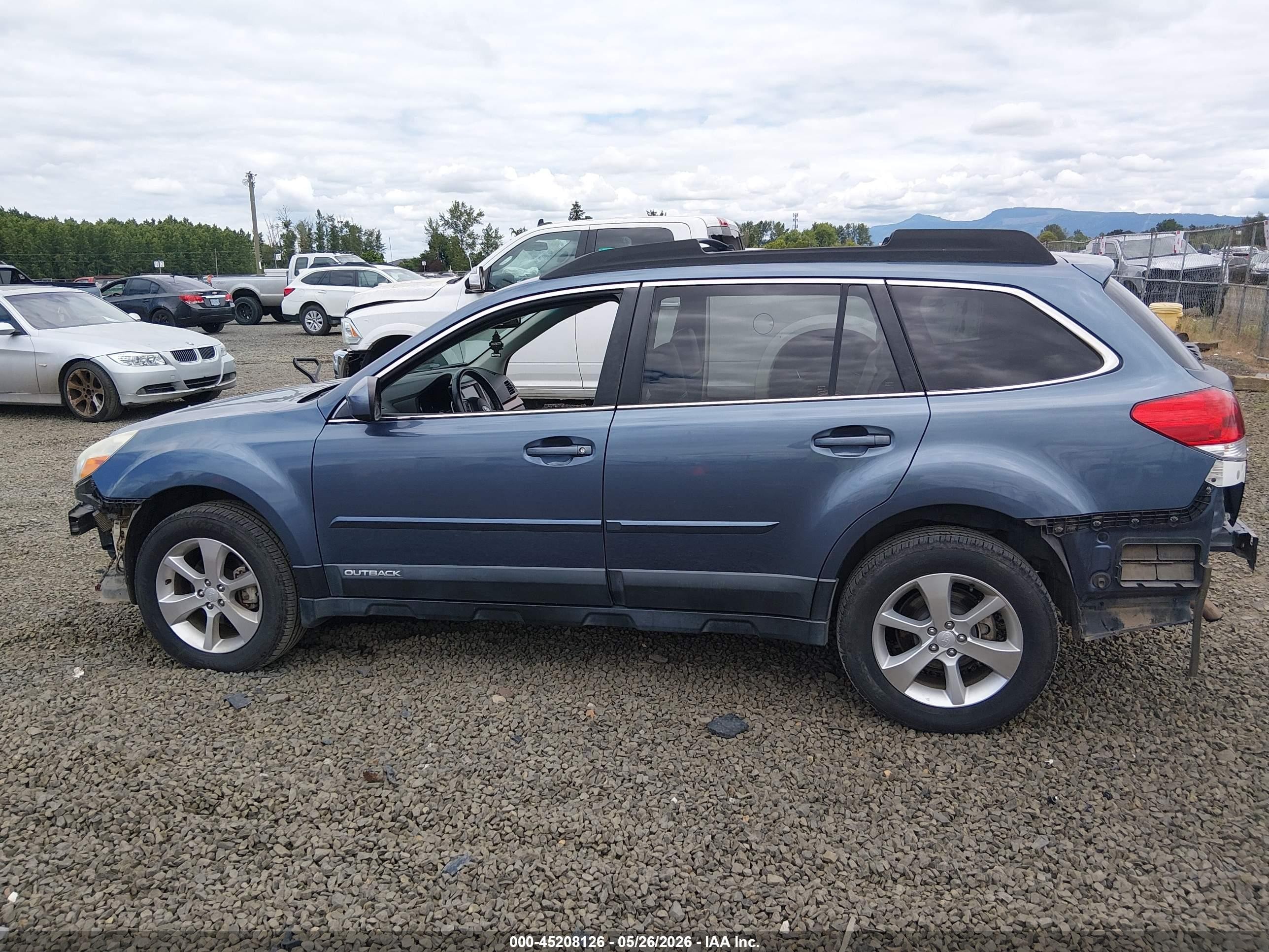 2014 Subaru Outback 2.5i Limited Blue vin: 4S4BRBMC6E3298585