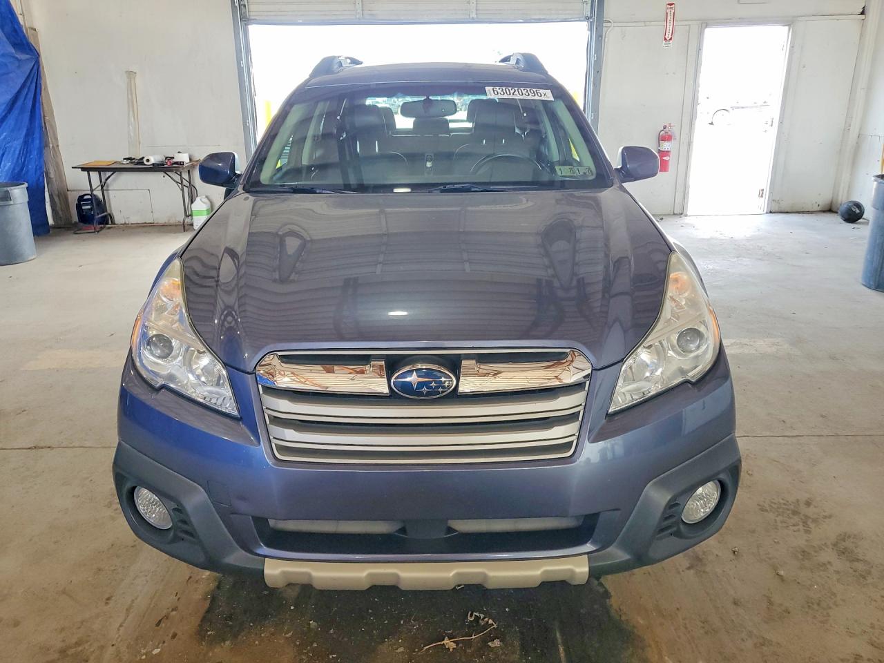 2014 Subaru Outback 2.5i Limited Blue vin: 4S4BRBMC7E3326331