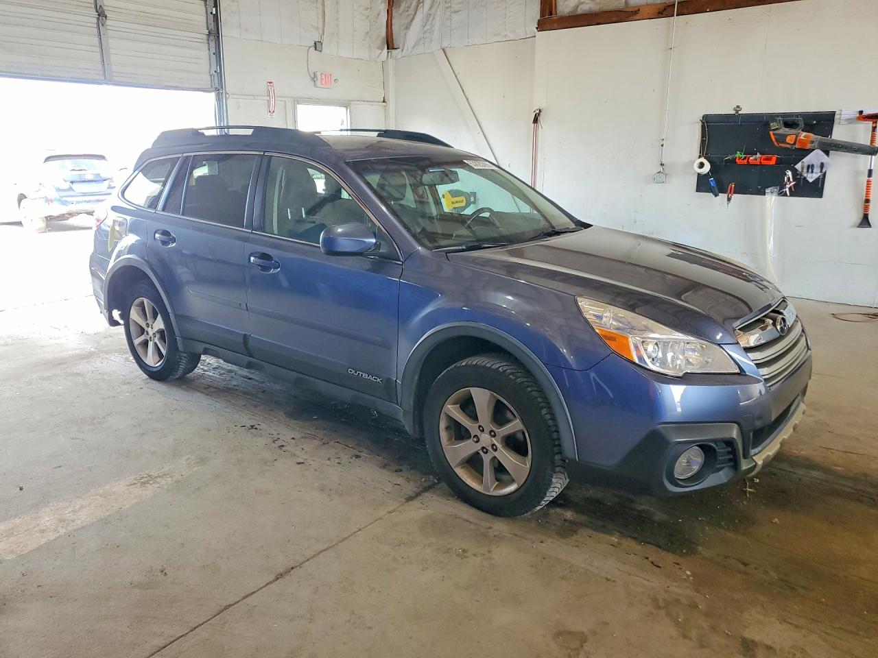 2014 Subaru Outback 2.5i Limited Blue vin: 4S4BRBMC7E3326331
