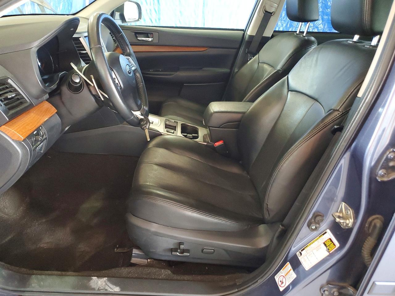 2014 Subaru Outback 2.5i Limited Blue vin: 4S4BRBMC7E3326331