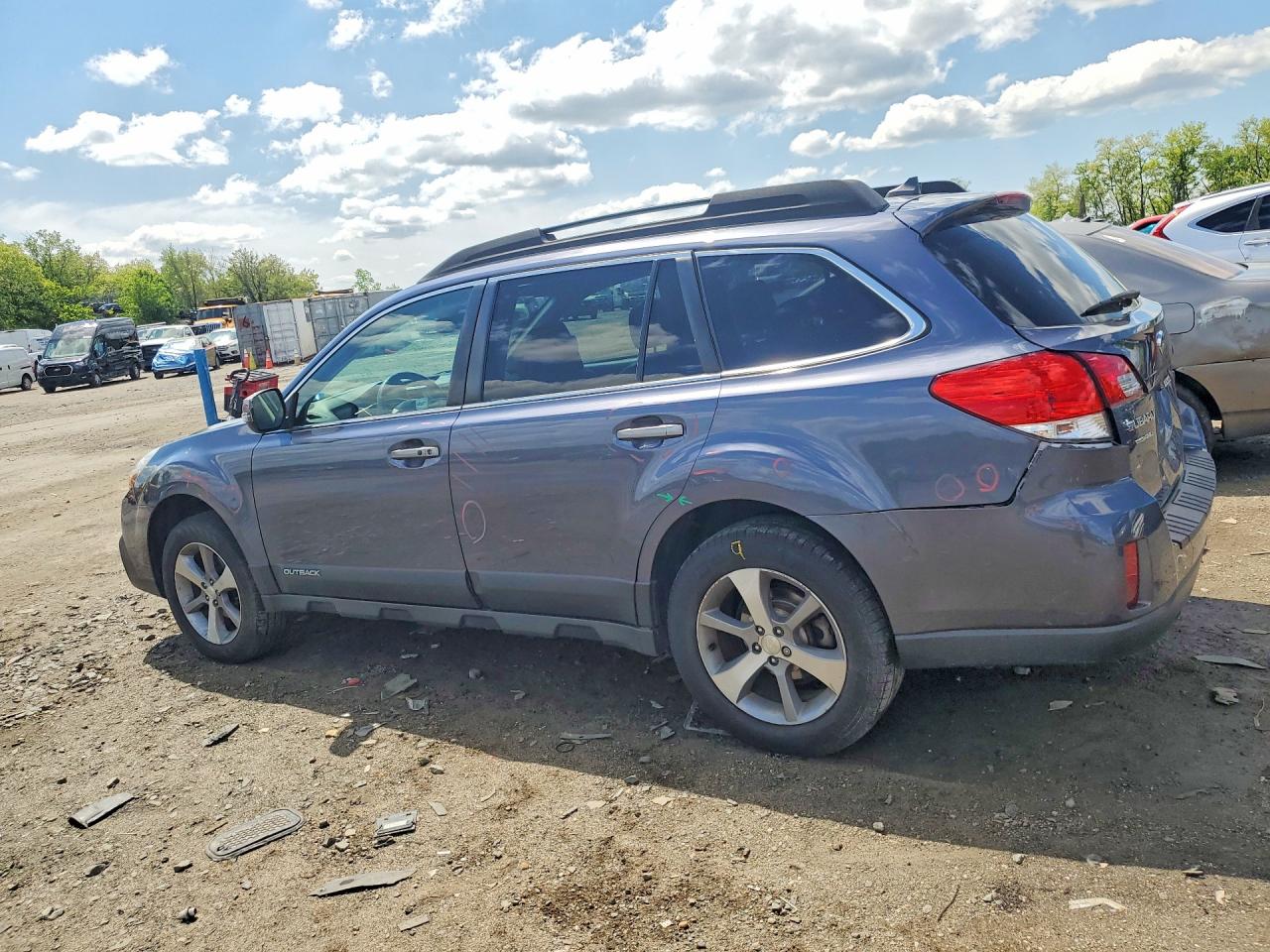 2014 Subaru Outback 2.5i Limited Серый vin: 4S4BRBPC0E3235705