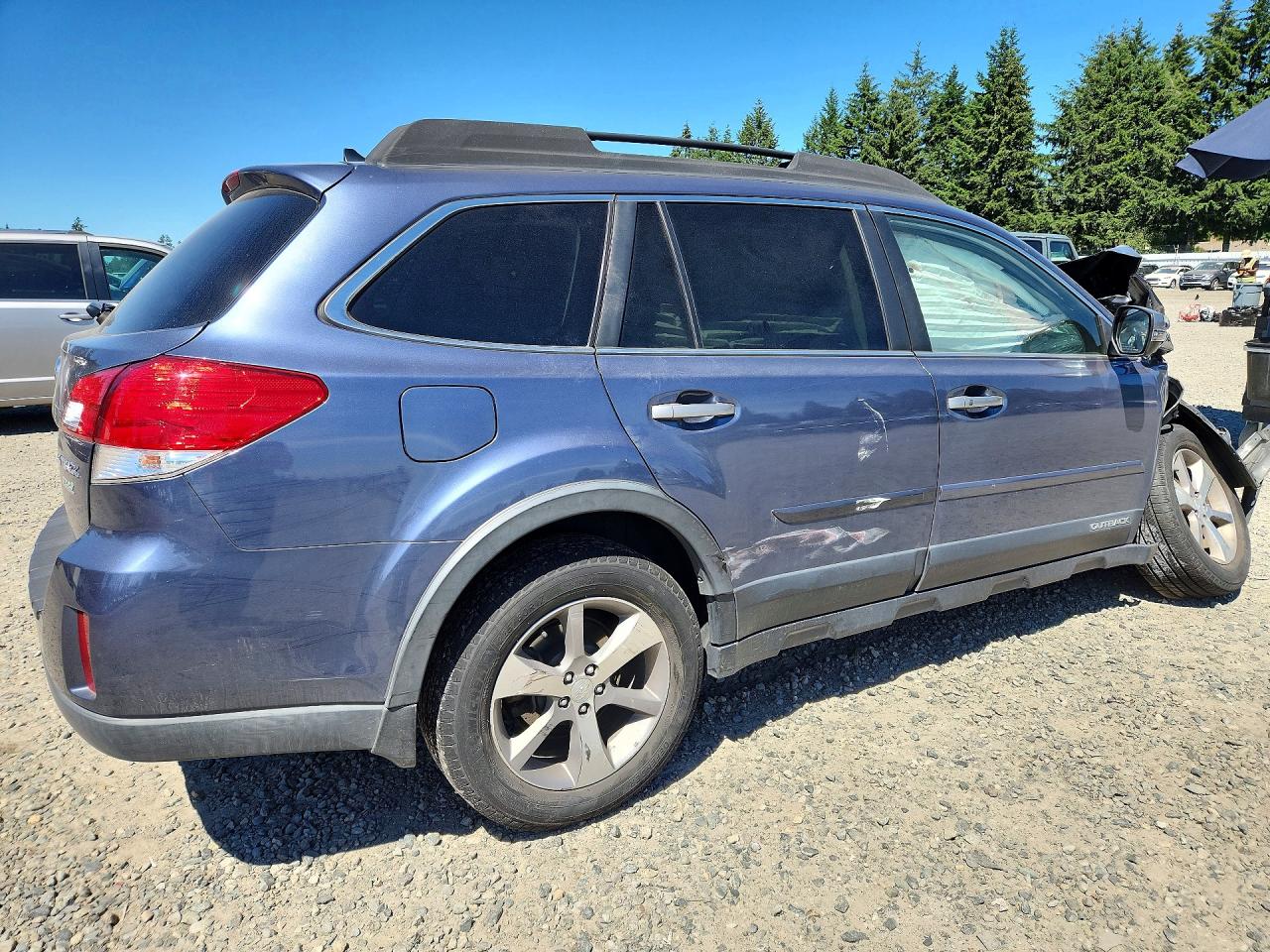 2014 Subaru Outback 2.5i Limited Синий vin: 4S4BRBPC2E3296845